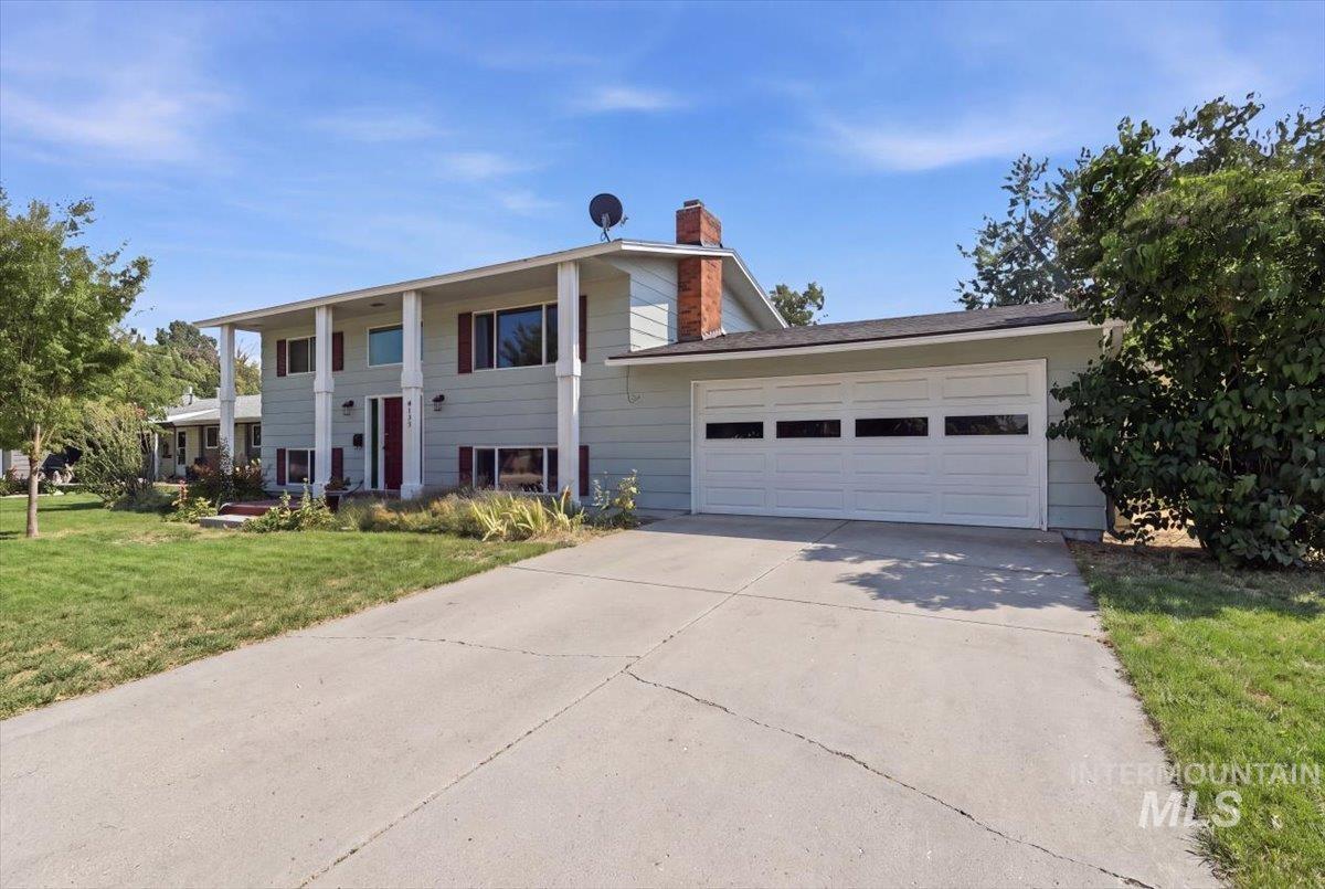 8135 W McMullen St, Boise, Idaho 83709, 4 Bedrooms, 2 Bathrooms, Residential For Sale, Price $475,000,MLS 98996903
