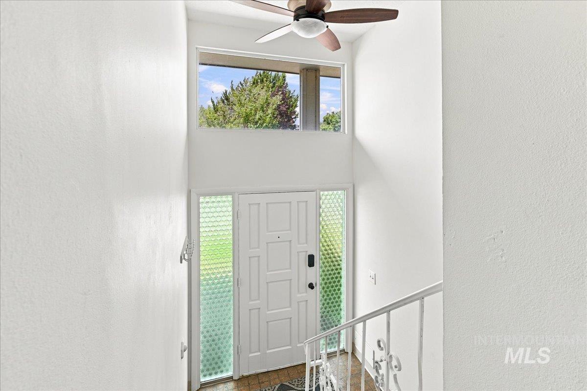 8135 W McMullen St, Boise, Idaho 83709, 4 Bedrooms, 2 Bathrooms, Residential For Sale, Price $475,000,MLS 98996903