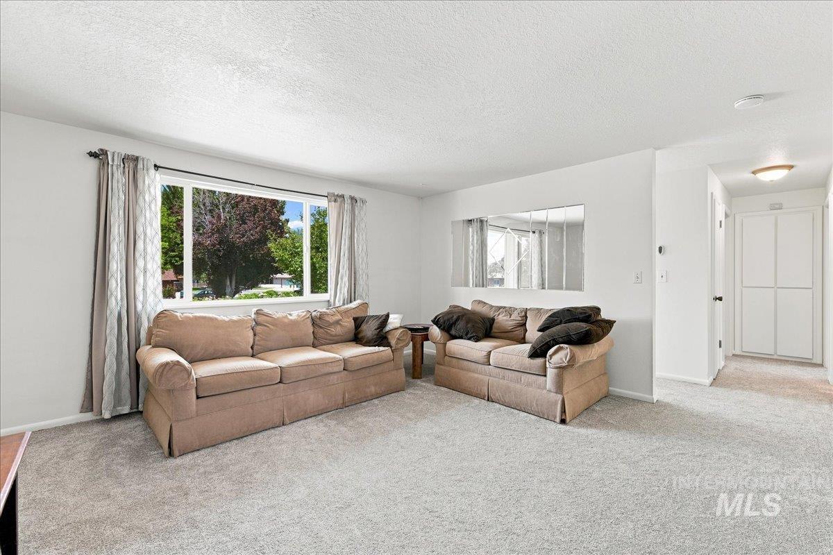 8135 W McMullen St, Boise, Idaho 83709, 4 Bedrooms, 2 Bathrooms, Residential For Sale, Price $475,000,MLS 98996903