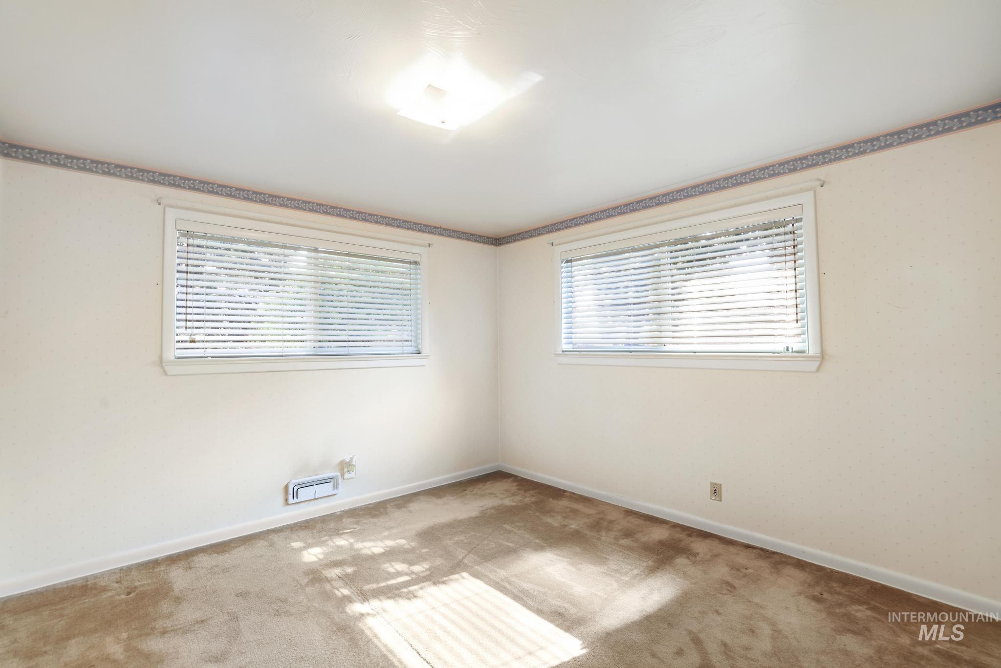 1435 Wilmore Ave, Twin Falls, Idaho 83301, 4 Bedrooms, 2 Bathrooms, Residential For Sale, Price $345,000,MLS 98996908