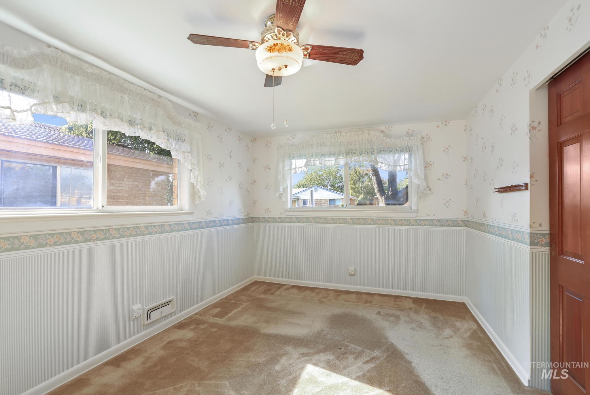 1435 Wilmore Ave, Twin Falls, Idaho 83301, 4 Bedrooms, 2 Bathrooms, Residential For Sale, Price $345,000,MLS 98996908