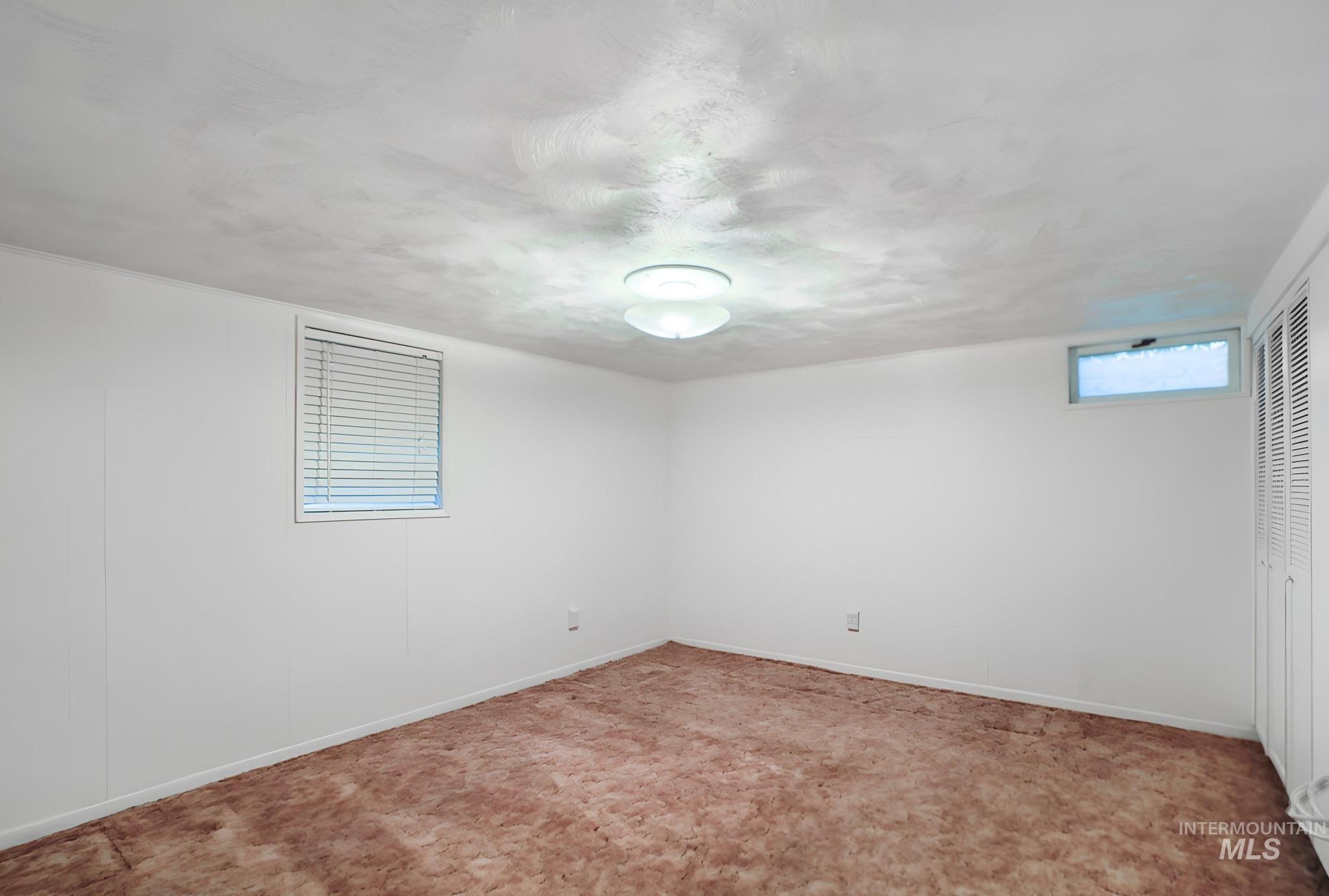 1435 Wilmore Ave, Twin Falls, Idaho 83301, 4 Bedrooms, 2 Bathrooms, Residential For Sale, Price $345,000,MLS 98996908