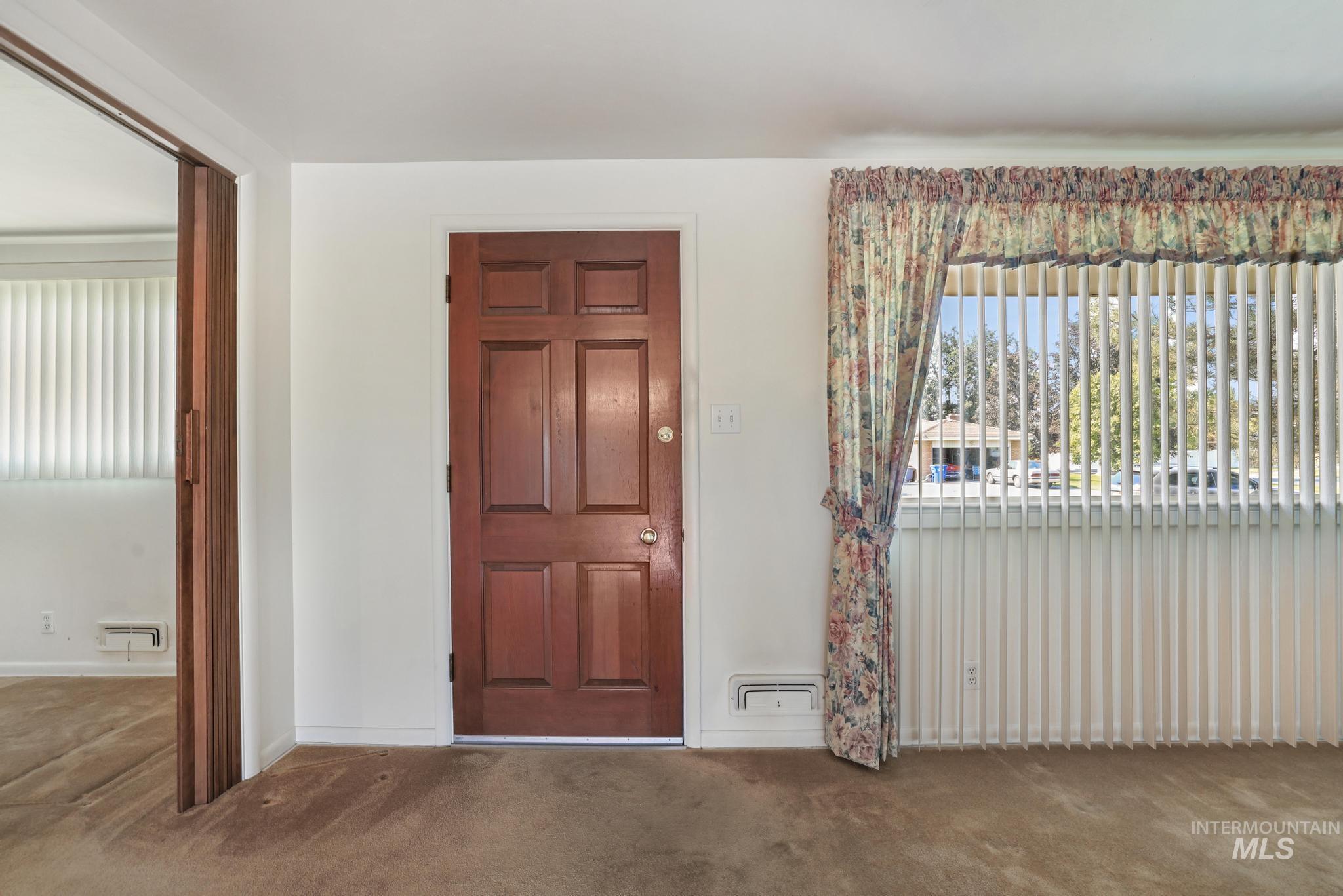 1435 Wilmore Ave, Twin Falls, Idaho 83301, 4 Bedrooms, 2 Bathrooms, Residential For Sale, Price $345,000,MLS 98996908