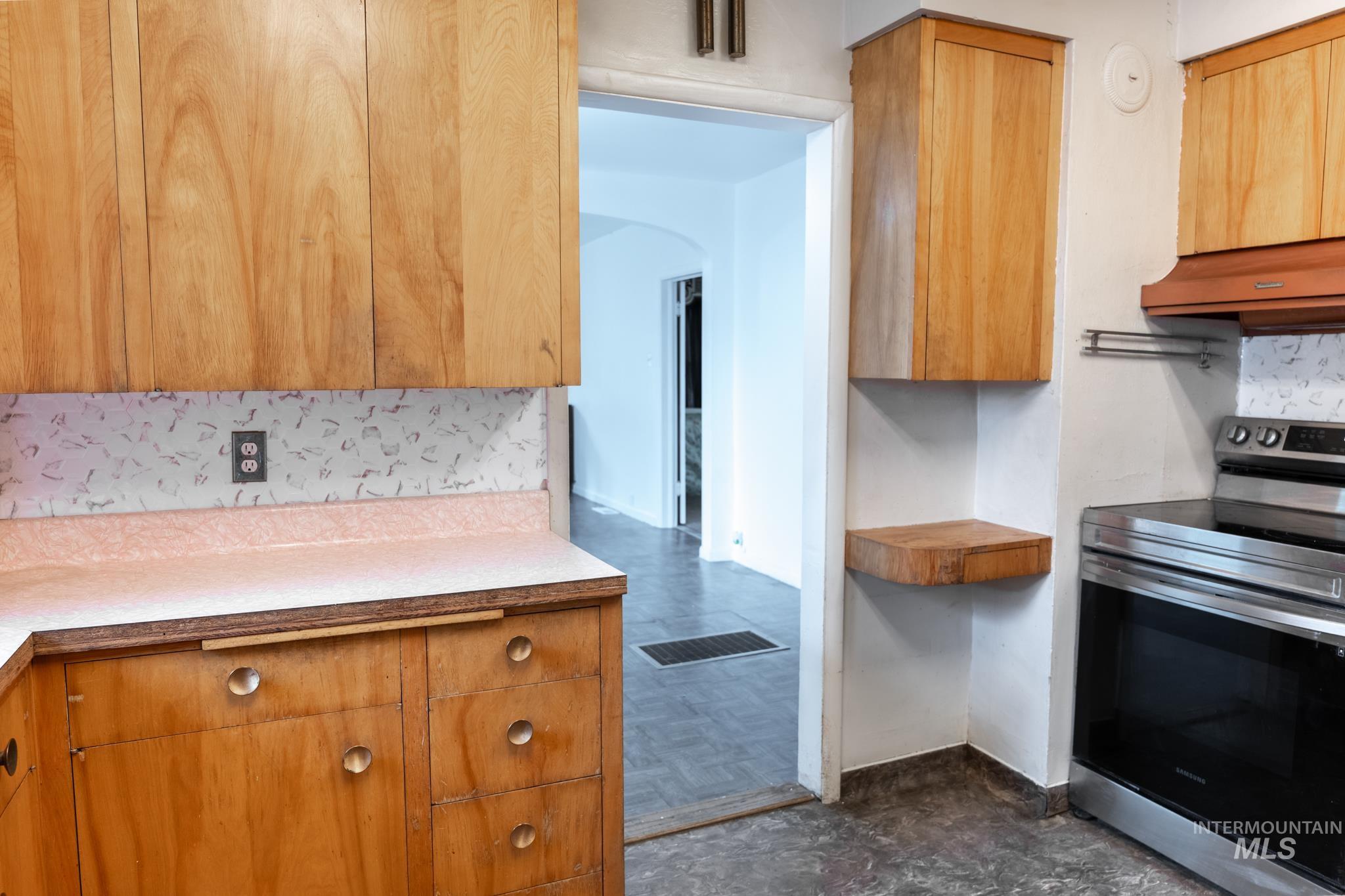 516 N 6th St., Payette, Idaho 83661, 3 Bedrooms, 2 Bathrooms, Residential For Sale, Price $310,000,MLS 98996910