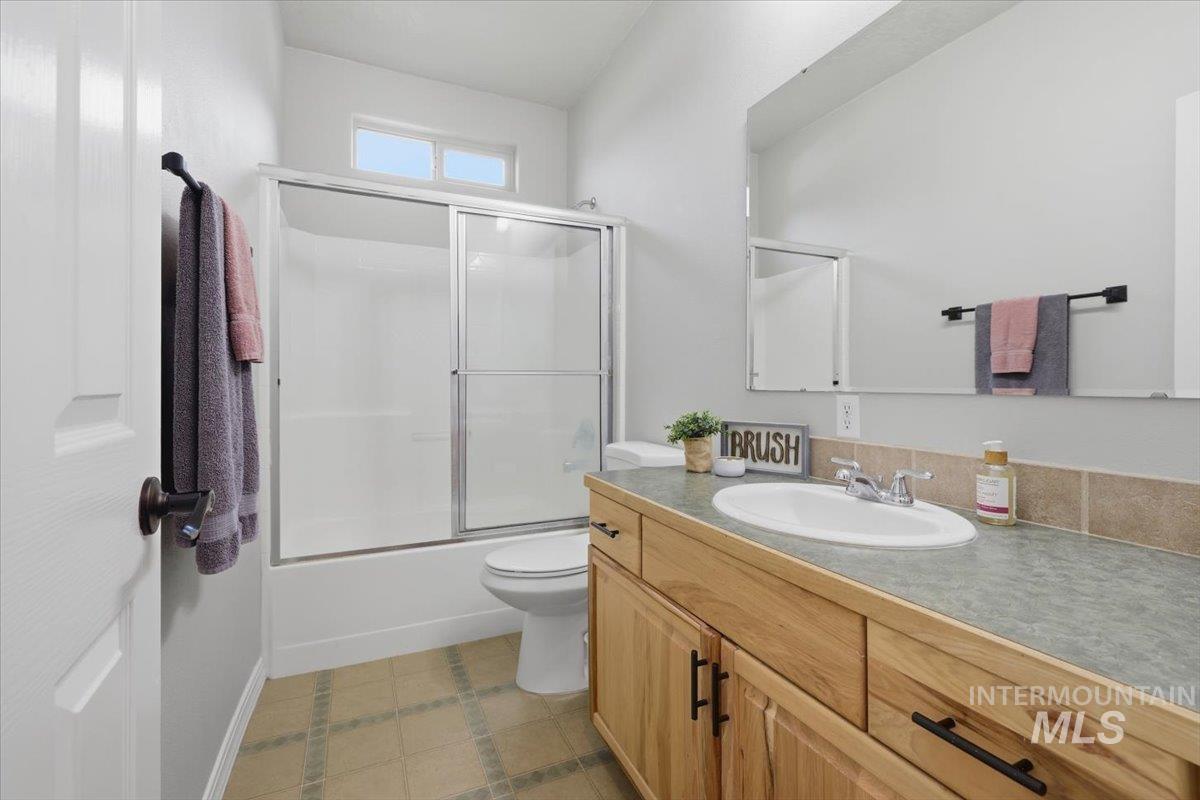 11650 Willis Dr, Middleton, Idaho 83644, 3 Bedrooms, 2 Bathrooms, Residential For Sale, Price $1,190,000,MLS 98996911