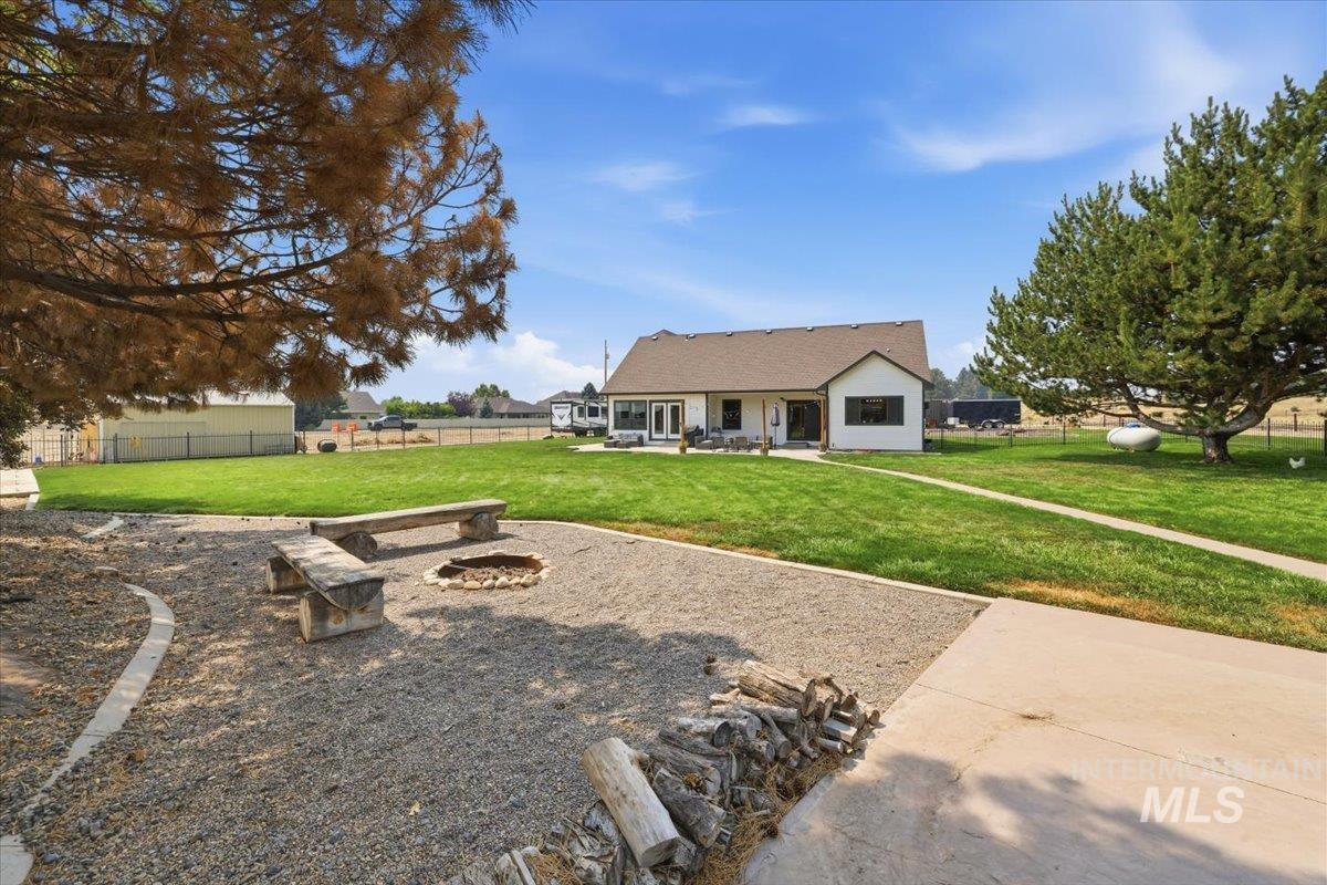 11650 Willis Dr, Middleton, Idaho 83644, 3 Bedrooms, 2 Bathrooms, Residential For Sale, Price $1,190,000,MLS 98996911