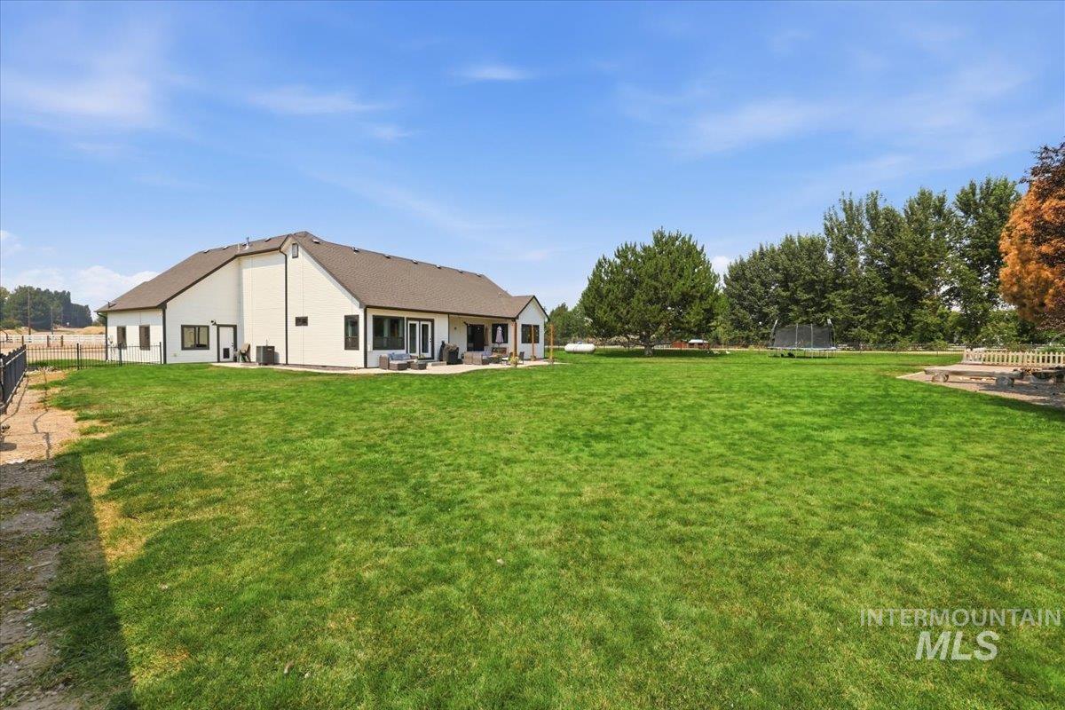 11650 Willis Dr, Middleton, Idaho 83644, 3 Bedrooms, 2 Bathrooms, Residential For Sale, Price $1,190,000,MLS 98996911