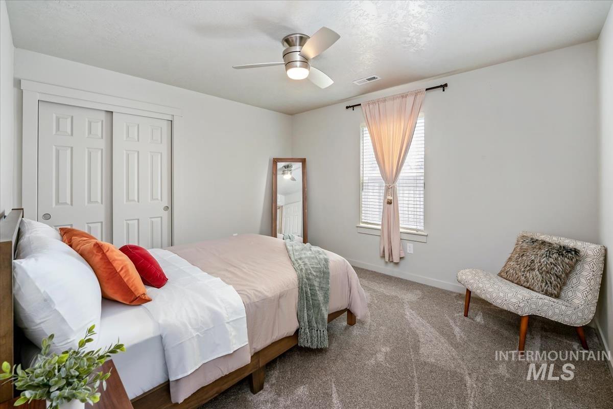 2264 N Greenville Ave, Kuna, Idaho 83634, 3 Bedrooms, 2 Bathrooms, Residential For Sale, Price $435,000,MLS 98996912