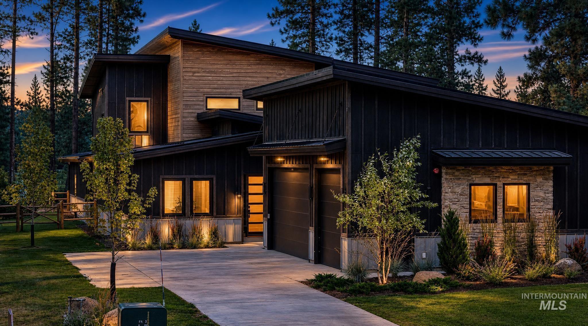 923 Flynn Ln, McCall, Idaho 83683, 8 Bedrooms, 8 Bathrooms, Residential For Sale, Price $4,498,000, 98996913