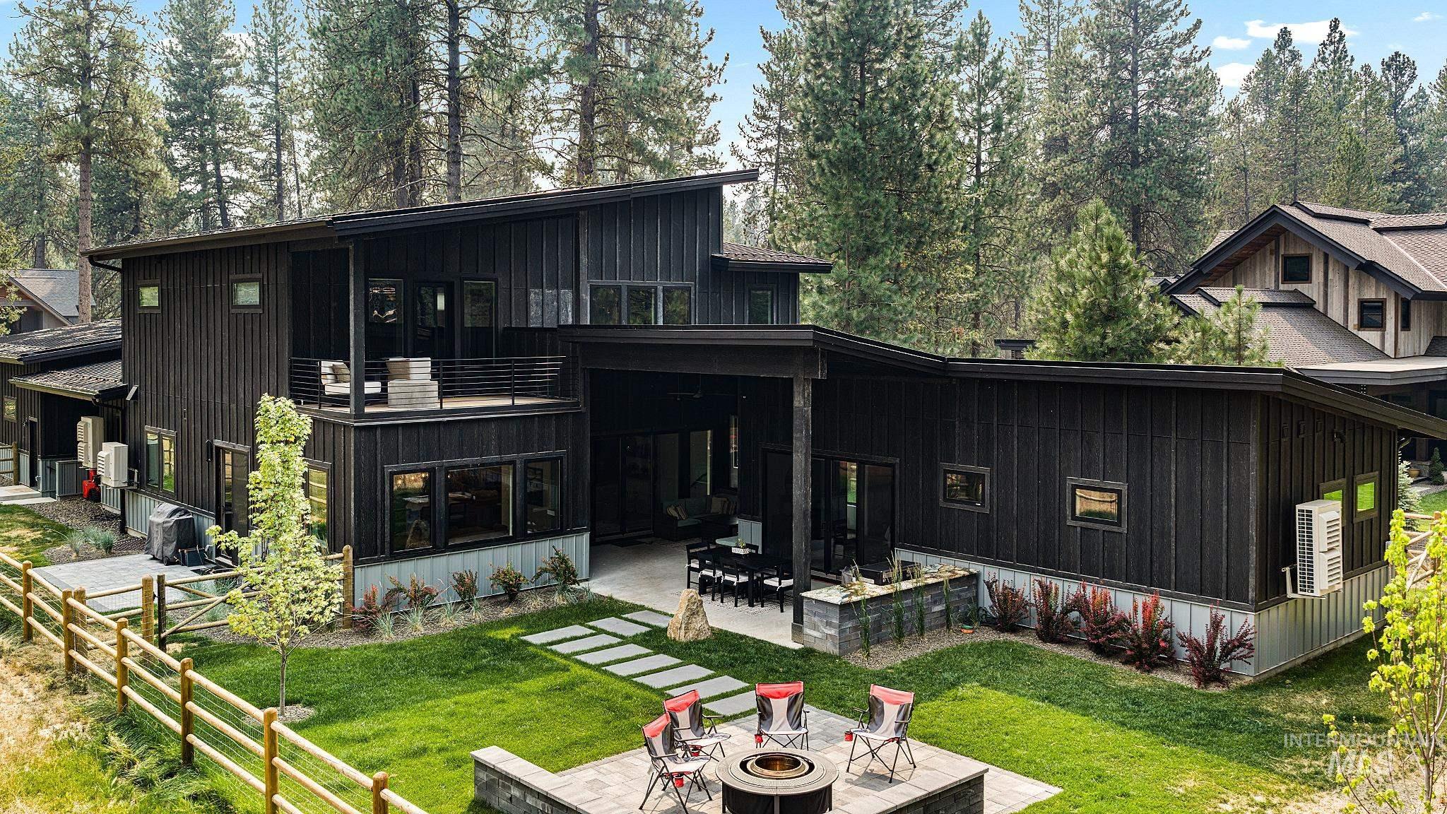 923 Flynn Ln, McCall, Idaho 83683, 8 Bedrooms, 8 Bathrooms, Residential For Sale, Price $4,498,000, 98996913