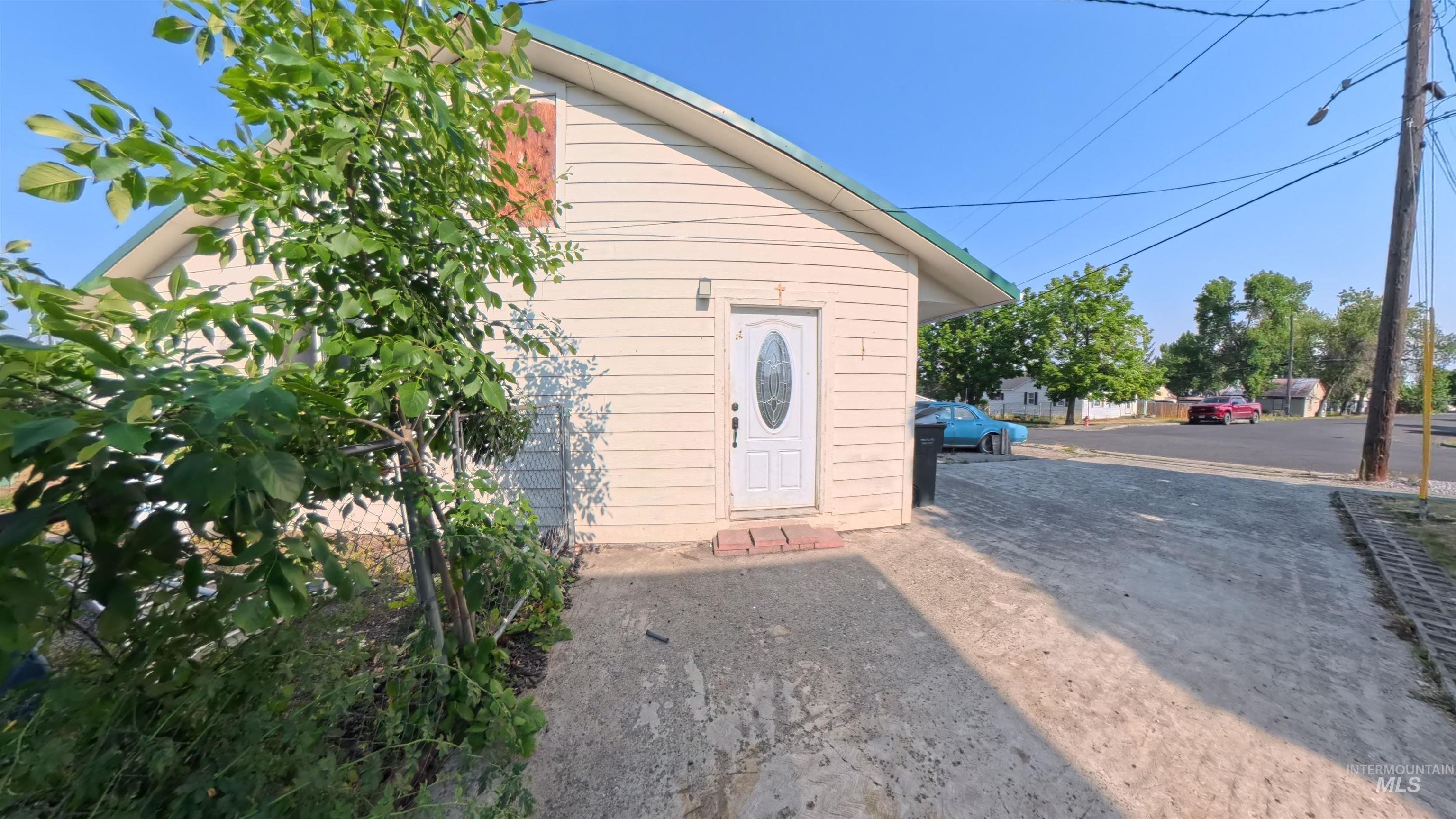 202 E South 7th Street, Grangeville, Idaho 83530, 3 Bedrooms, 2 Bathrooms, Residential For Sale, Price $250,000,MLS 98996915