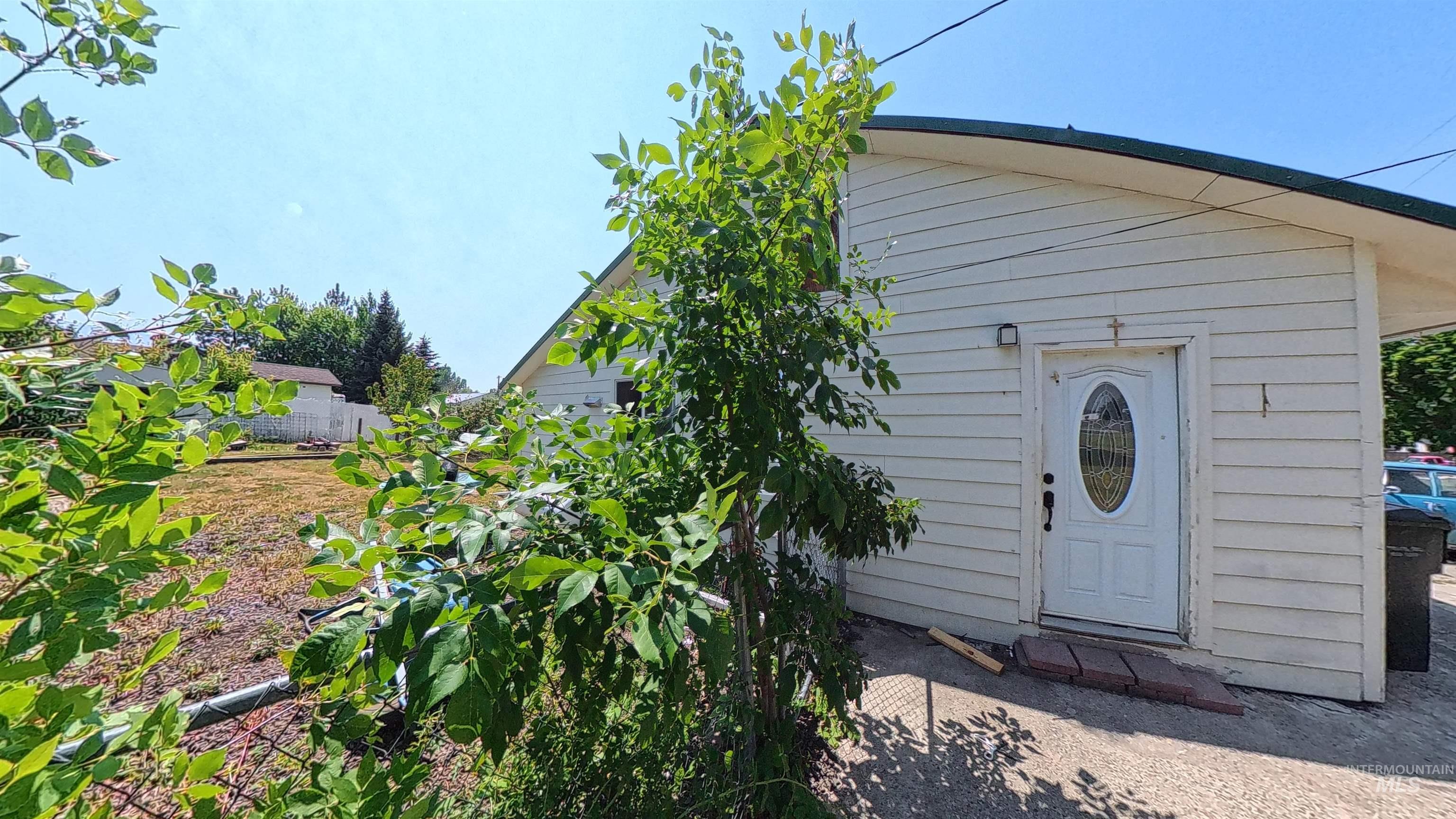 202 E South 7th Street, Grangeville, Idaho 83530, 3 Bedrooms, 2 Bathrooms, Residential For Sale, Price $250,000,MLS 98996915