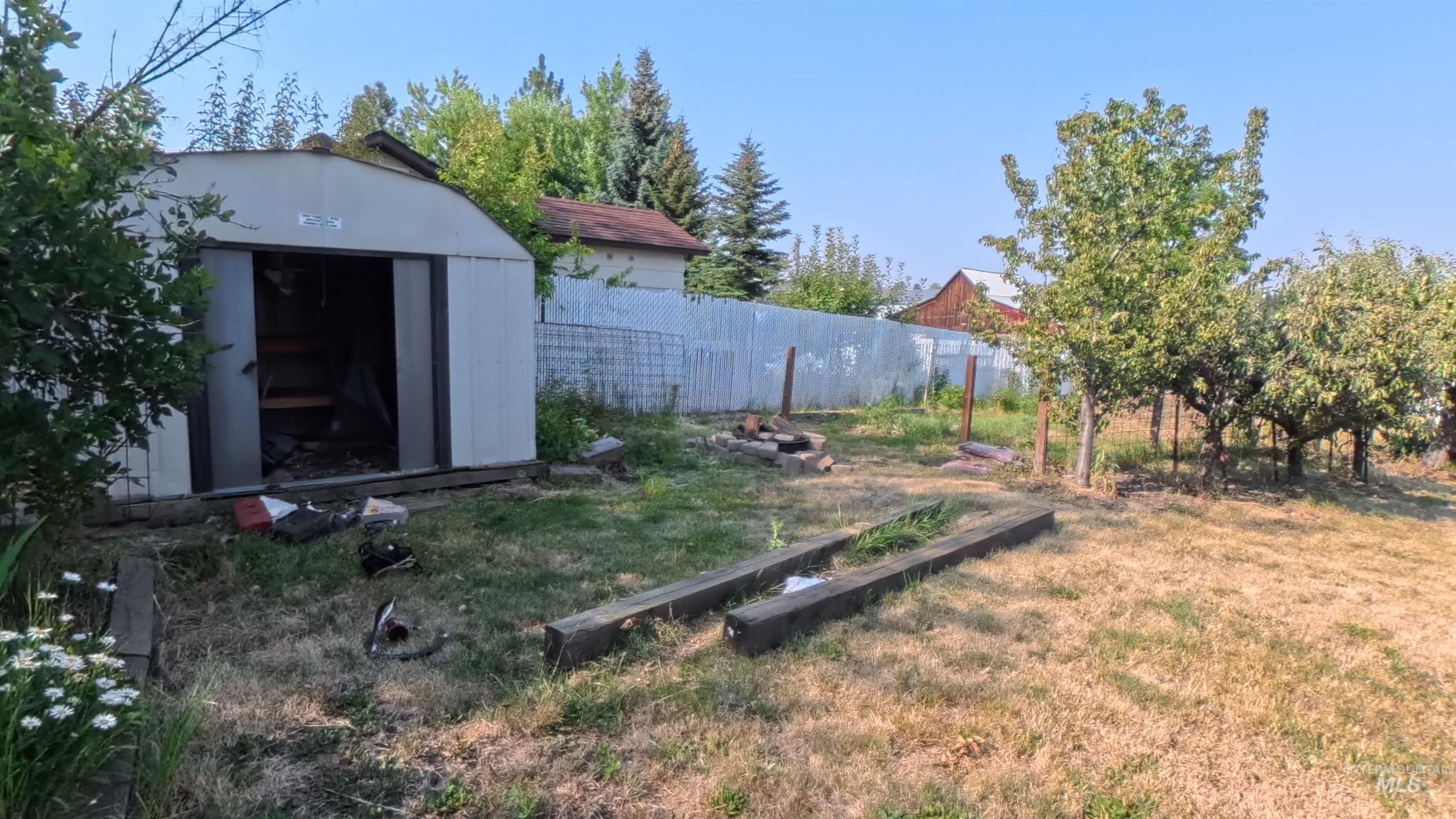 202 E South 7th Street, Grangeville, Idaho 83530, 3 Bedrooms, 2 Bathrooms, Residential For Sale, Price $250,000,MLS 98996915