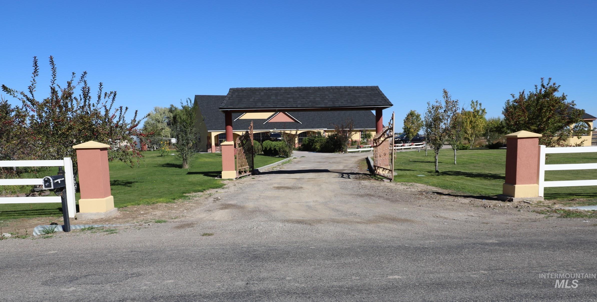 842 West 400 South, Heyburn, Idaho 83336, 4 Bedrooms, 2 Bathrooms, Residential For Sale, Price $599,500,MLS 98996916