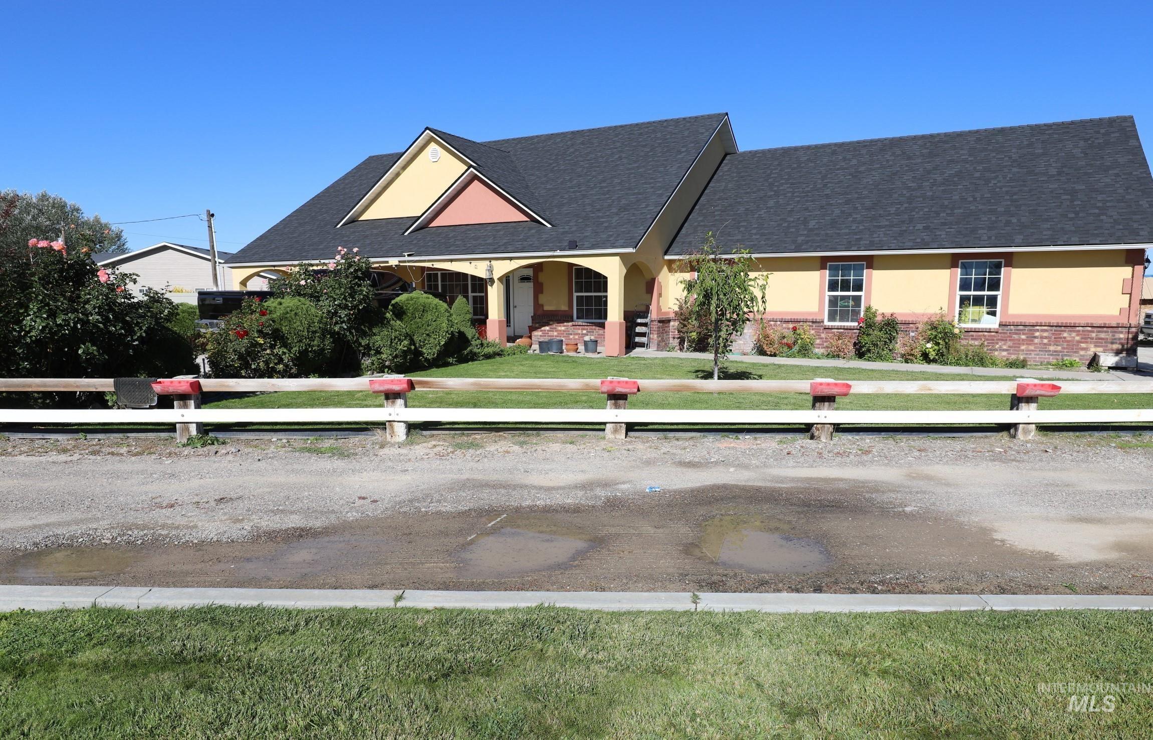 842 West 400 South, Heyburn, Idaho 83336, 4 Bedrooms, 2 Bathrooms, Residential For Sale, Price $599,500,MLS 98996916