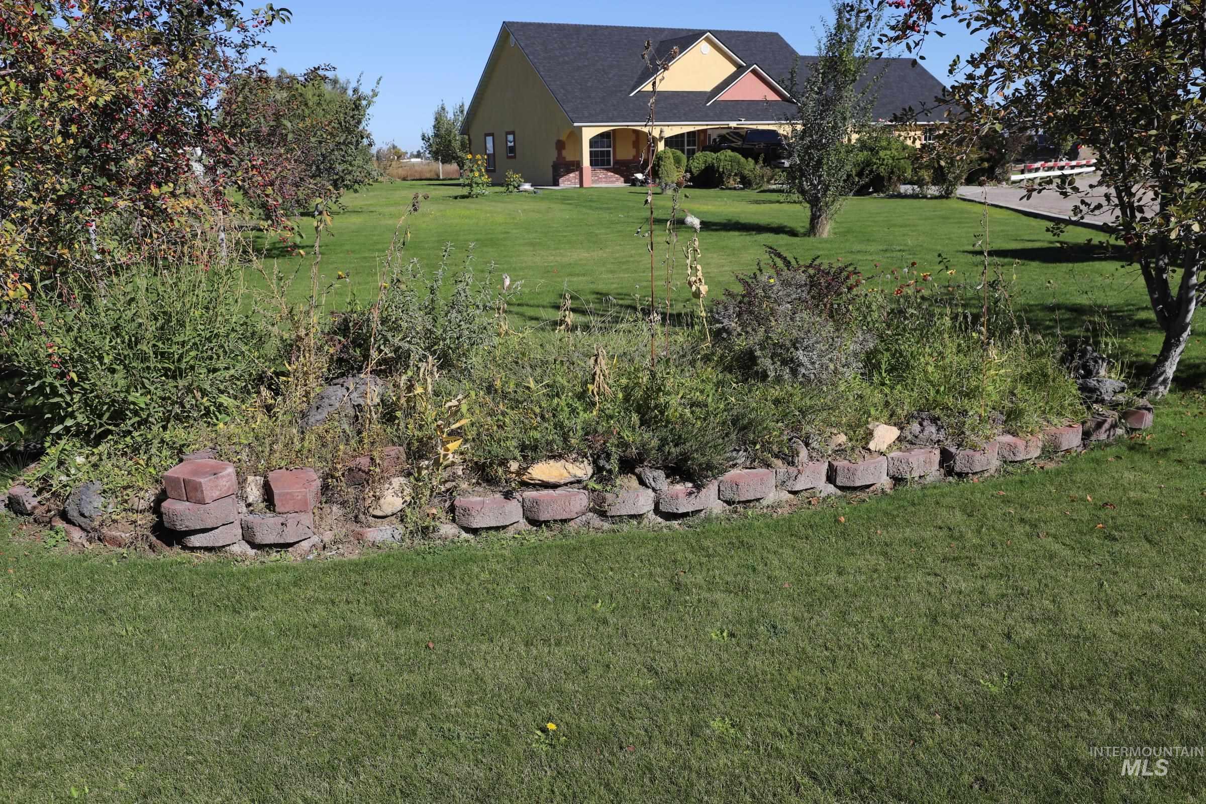 842 West 400 South, Heyburn, Idaho 83336, 4 Bedrooms, 2 Bathrooms, Residential For Sale, Price $599,500,MLS 98996916