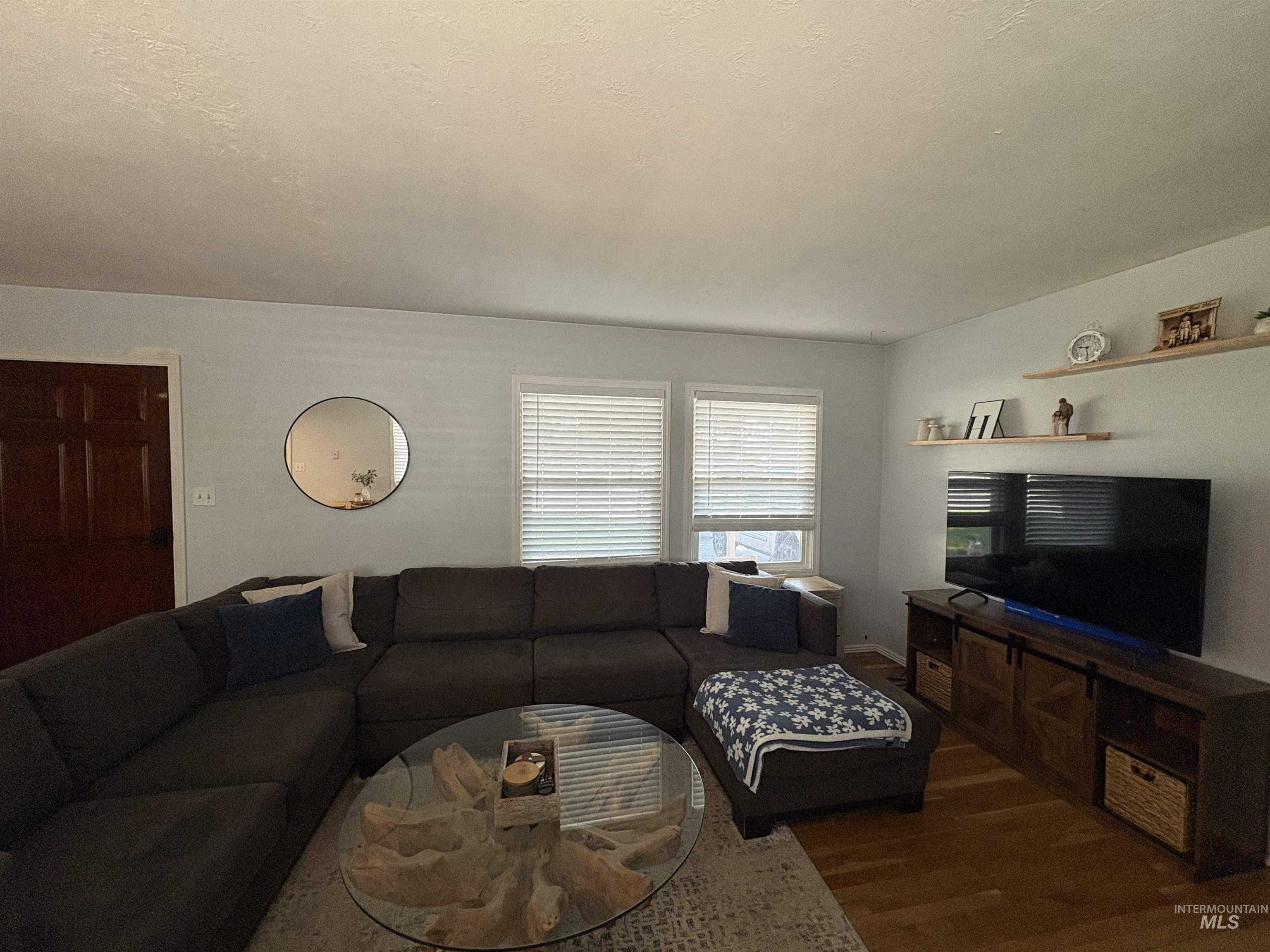 919 NW 2nd Ave, Ontario, Oregon 97914, 3 Bedrooms, 1 Bathroom, Residential For Sale, Price $308,000,MLS 98996924