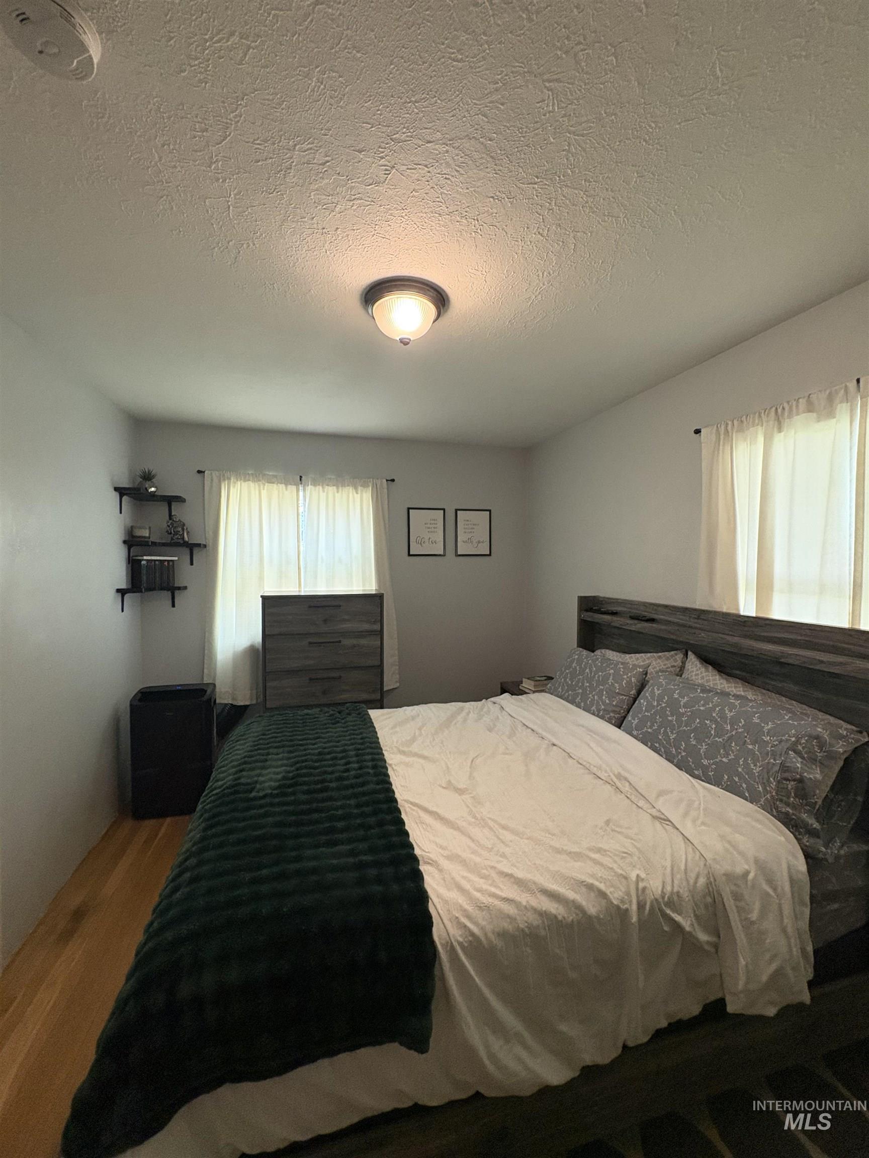 919 NW 2nd Ave, Ontario, Oregon 97914, 3 Bedrooms, 1 Bathroom, Residential For Sale, Price $308,000,MLS 98996924