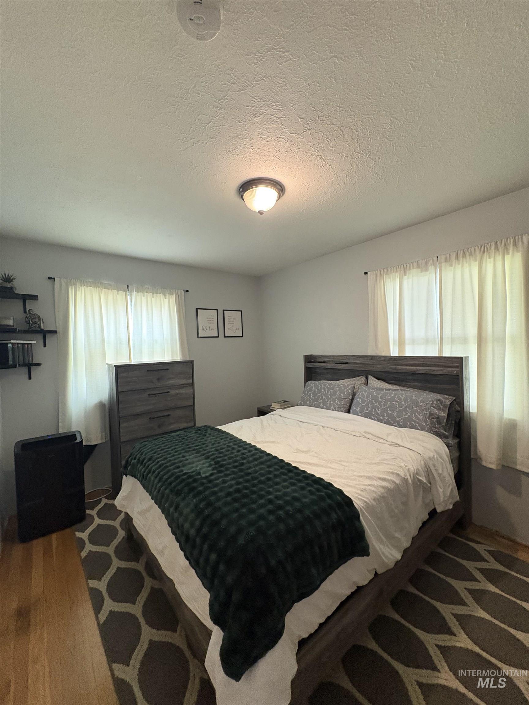 919 NW 2nd Ave, Ontario, Oregon 97914, 3 Bedrooms, 1 Bathroom, Residential For Sale, Price $308,000,MLS 98996924