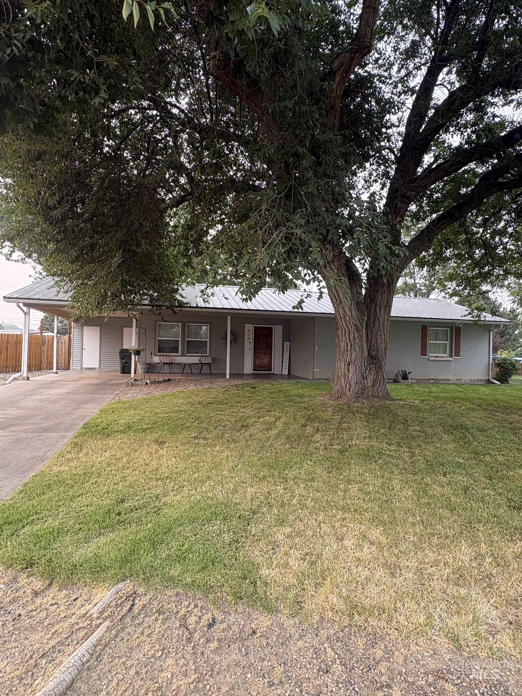 919 NW 2nd Ave, Ontario, Oregon 97914, 3 Bedrooms, 1 Bathroom, Residential For Sale, Price $308,000,MLS 98996924