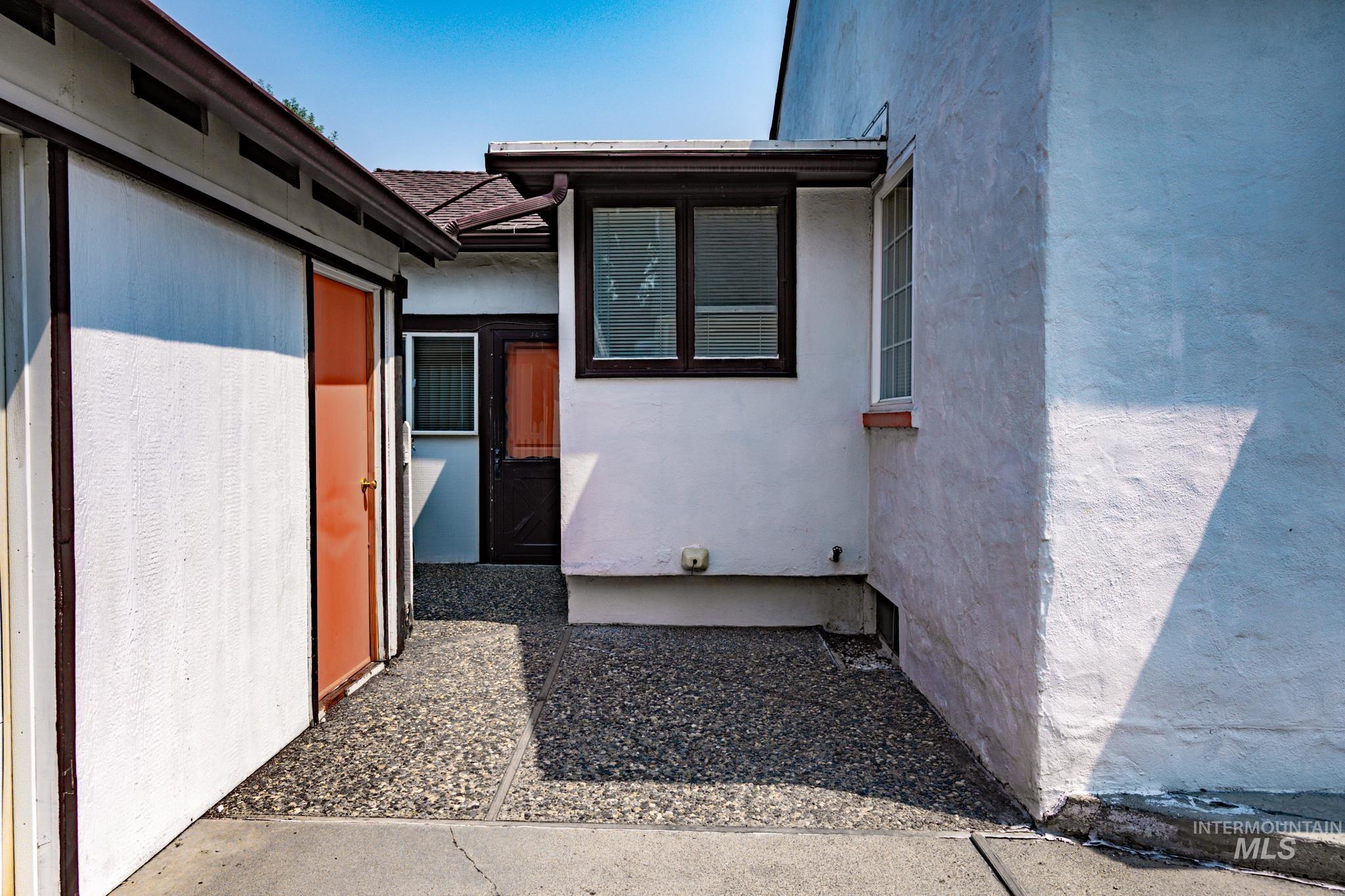 1151 SW 3rd Ave, Ontario, Oregon 97914, 2 Bedrooms, 2 Bathrooms, Residential For Sale, Price $279,000,MLS 98996930
