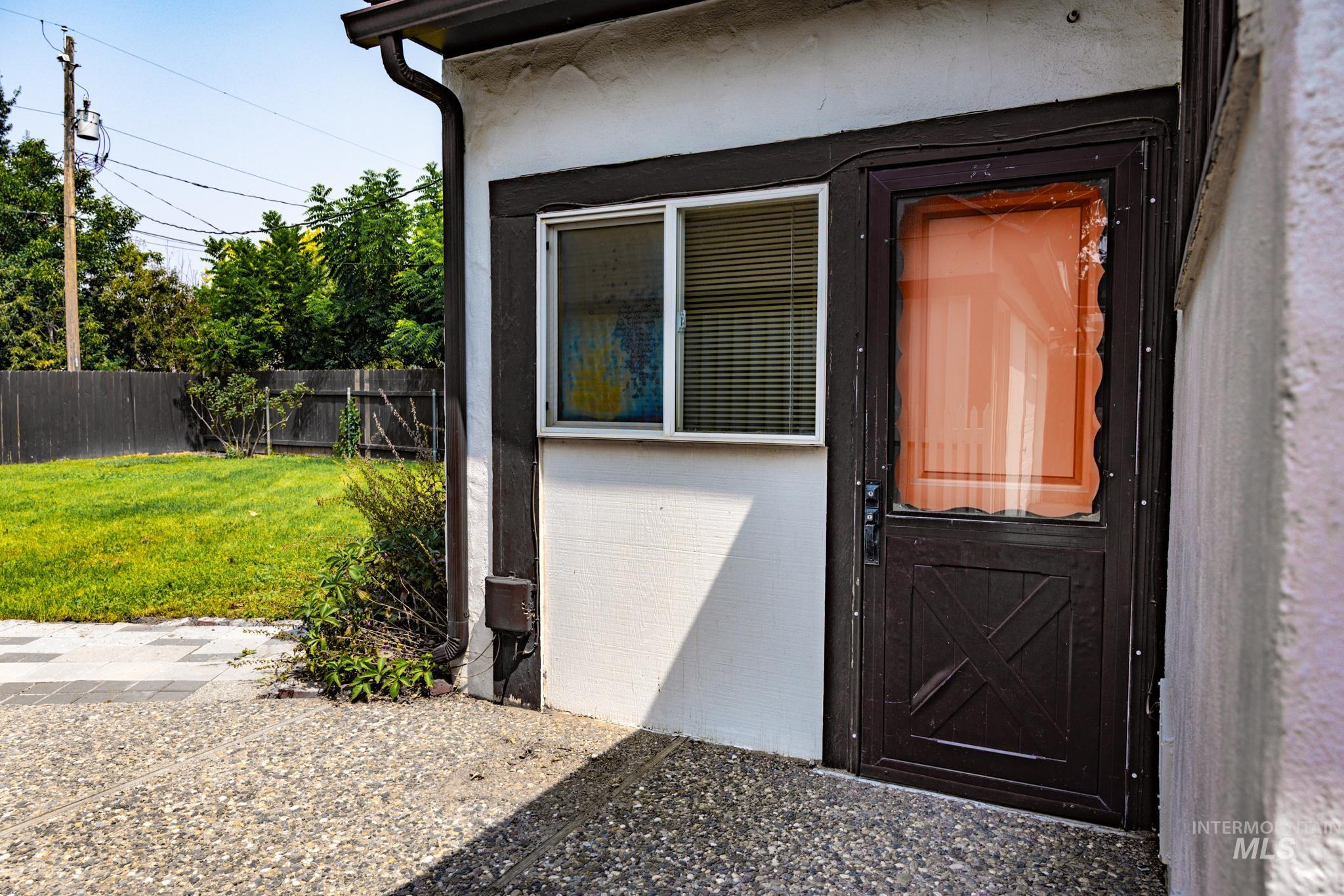 1151 SW 3rd Ave, Ontario, Oregon 97914, 2 Bedrooms, 2 Bathrooms, Residential For Sale, Price $279,000,MLS 98996930