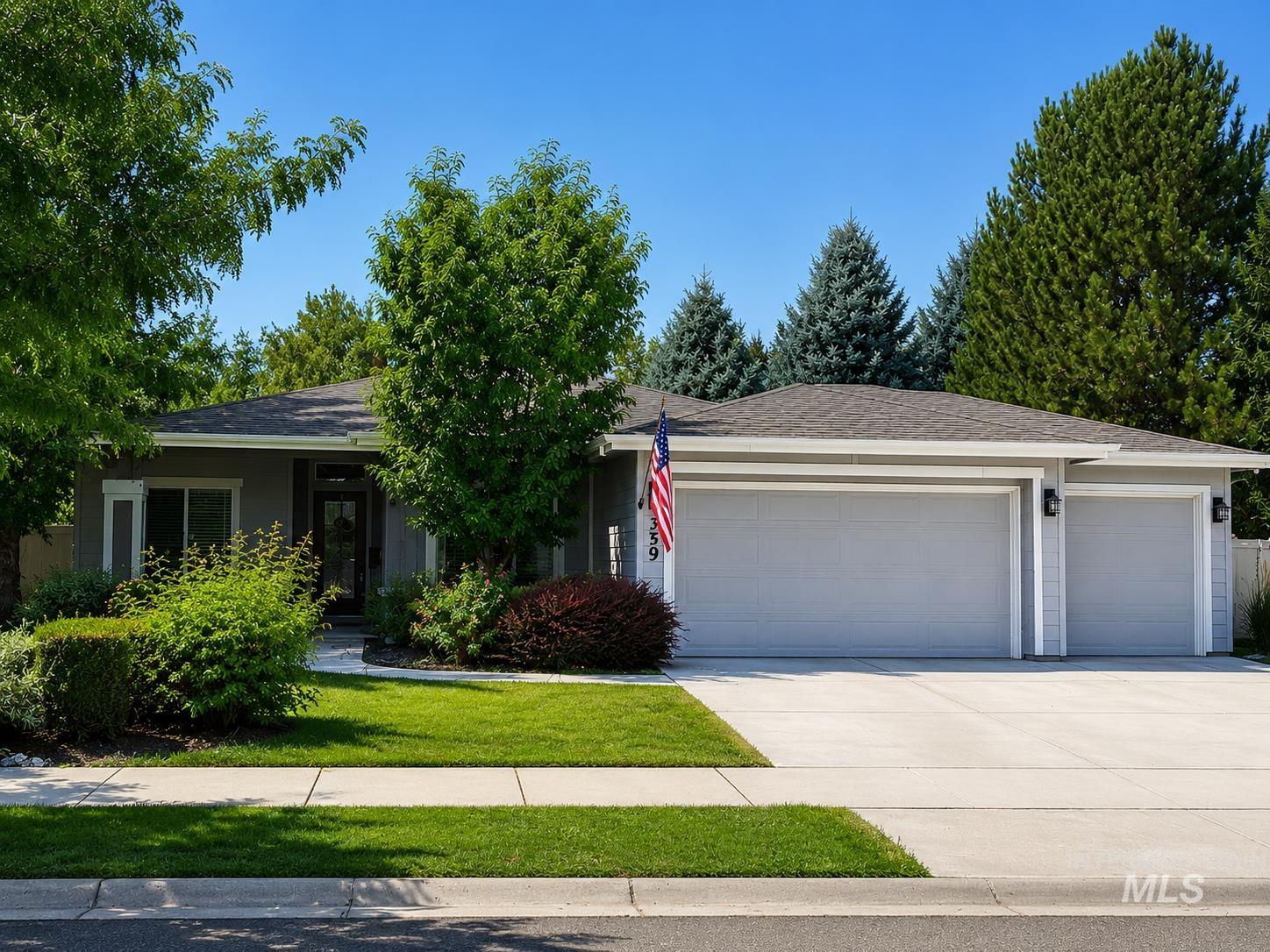 359 N Vandries Way, Eagle, Idaho 83616, 3 Bedrooms, 2 Bathrooms, Residential For Sale, Price $650,000,MLS 98996931