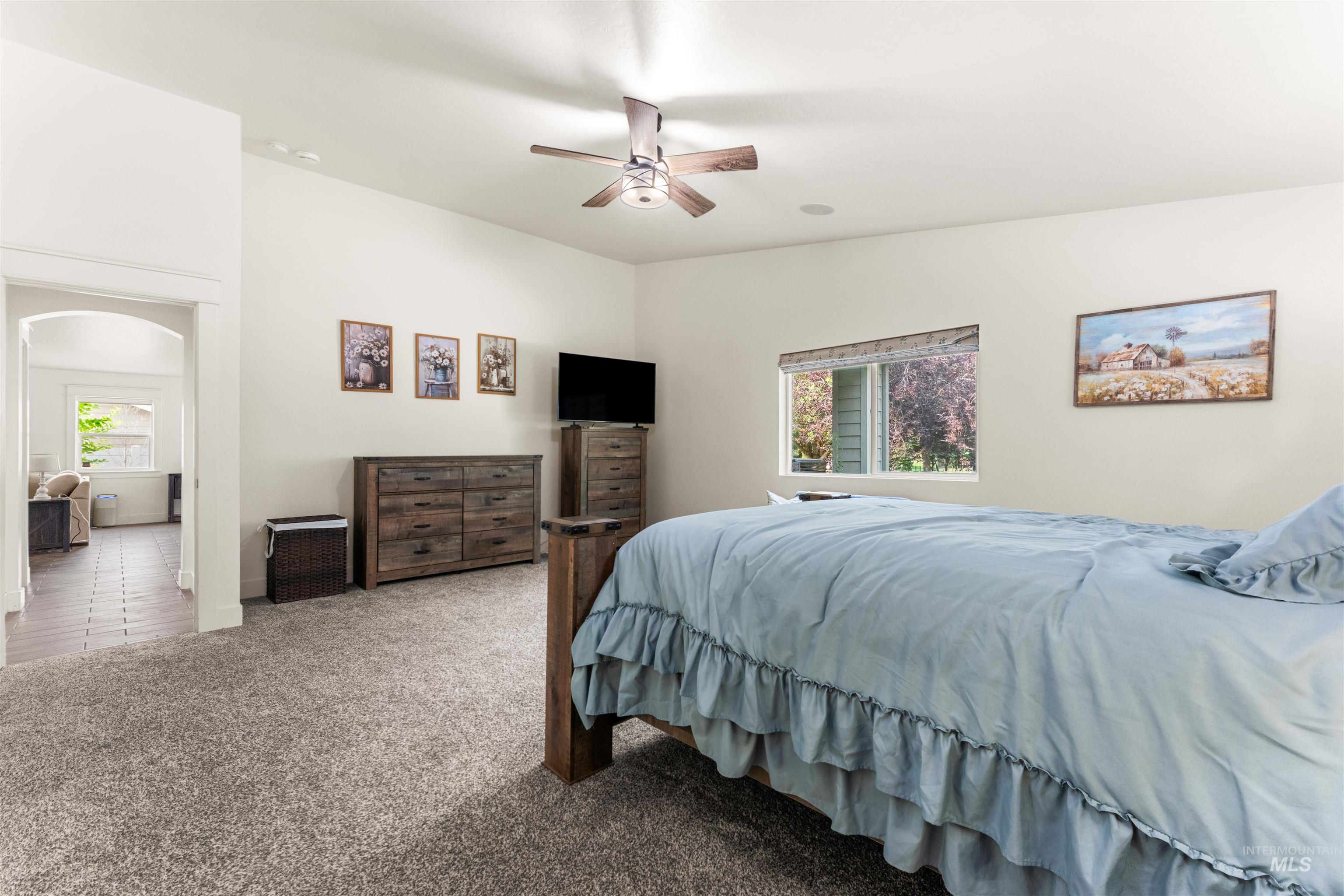 359 N Vandries Way, Eagle, Idaho 83616, 3 Bedrooms, 2 Bathrooms, Residential For Sale, Price $630,000, 98996931
