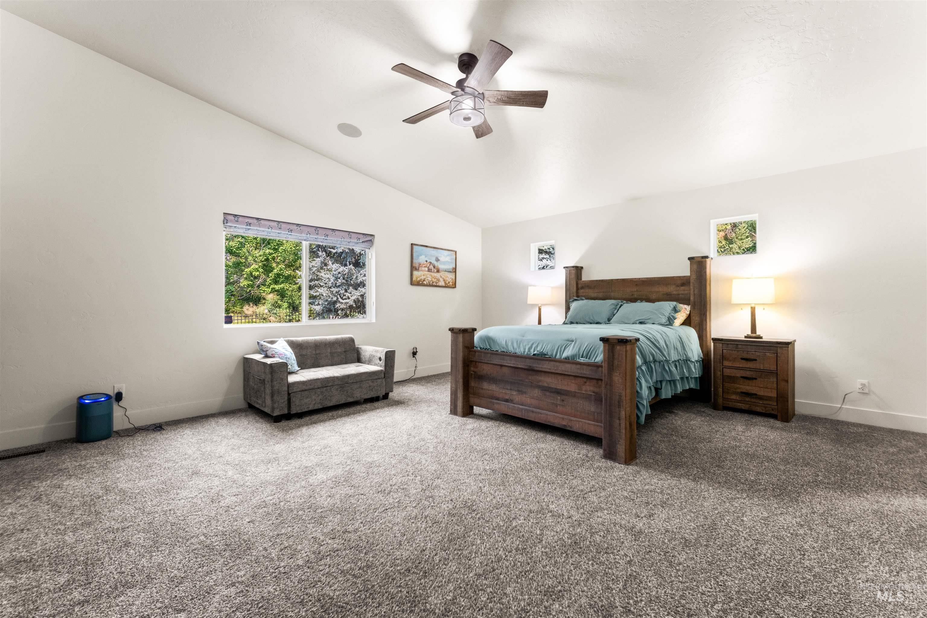 359 N Vandries Way, Eagle, Idaho 83616, 3 Bedrooms, 2 Bathrooms, Residential For Sale, Price $650,000,MLS 98996931
