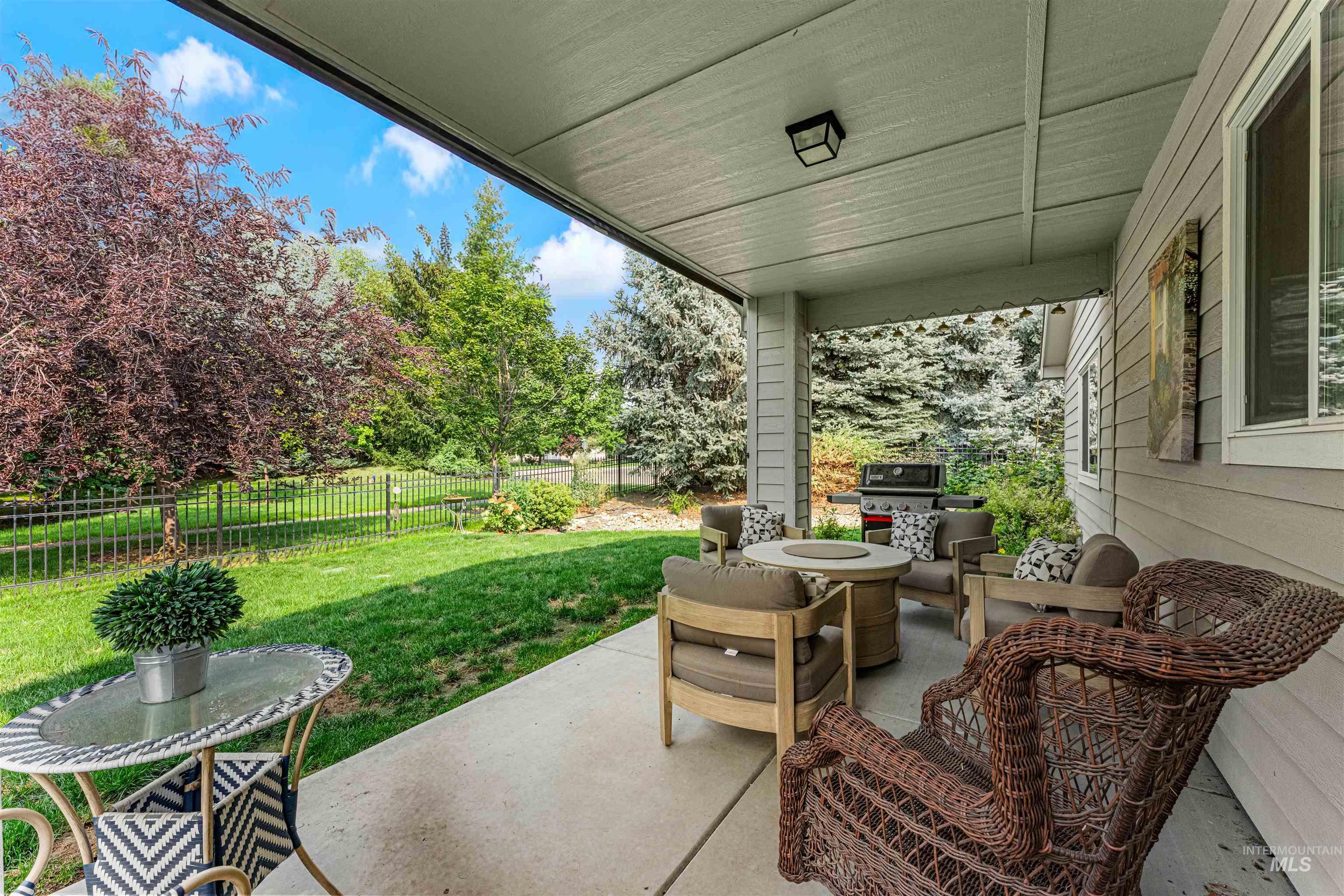 359 N Vandries Way, Eagle, Idaho 83616, 3 Bedrooms, 2 Bathrooms, Residential For Sale, Price $650,000,MLS 98996931