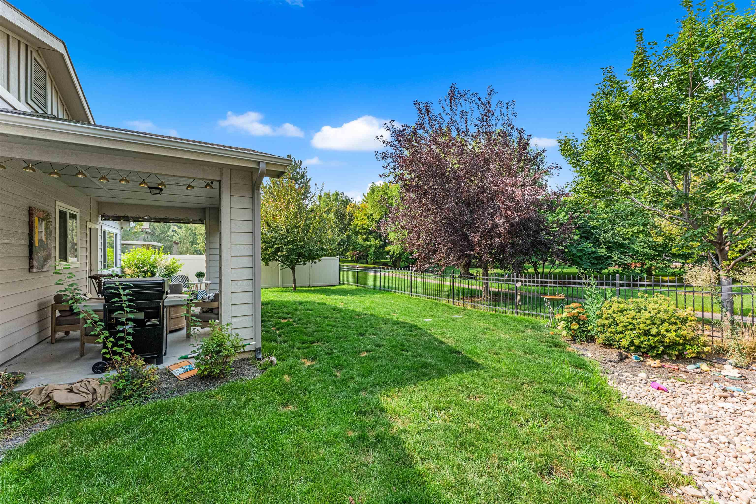 359 N Vandries Way, Eagle, Idaho 83616, 3 Bedrooms, 2 Bathrooms, Residential For Sale, Price $650,000,MLS 98996931
