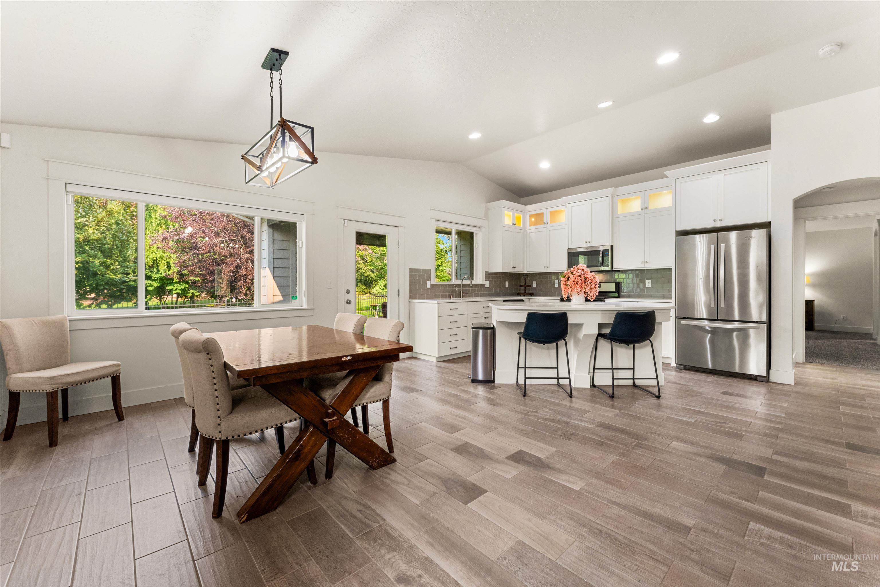 359 N Vandries Way, Eagle, Idaho 83616, 3 Bedrooms, 2 Bathrooms, Residential For Sale, Price $630,000, 98996931