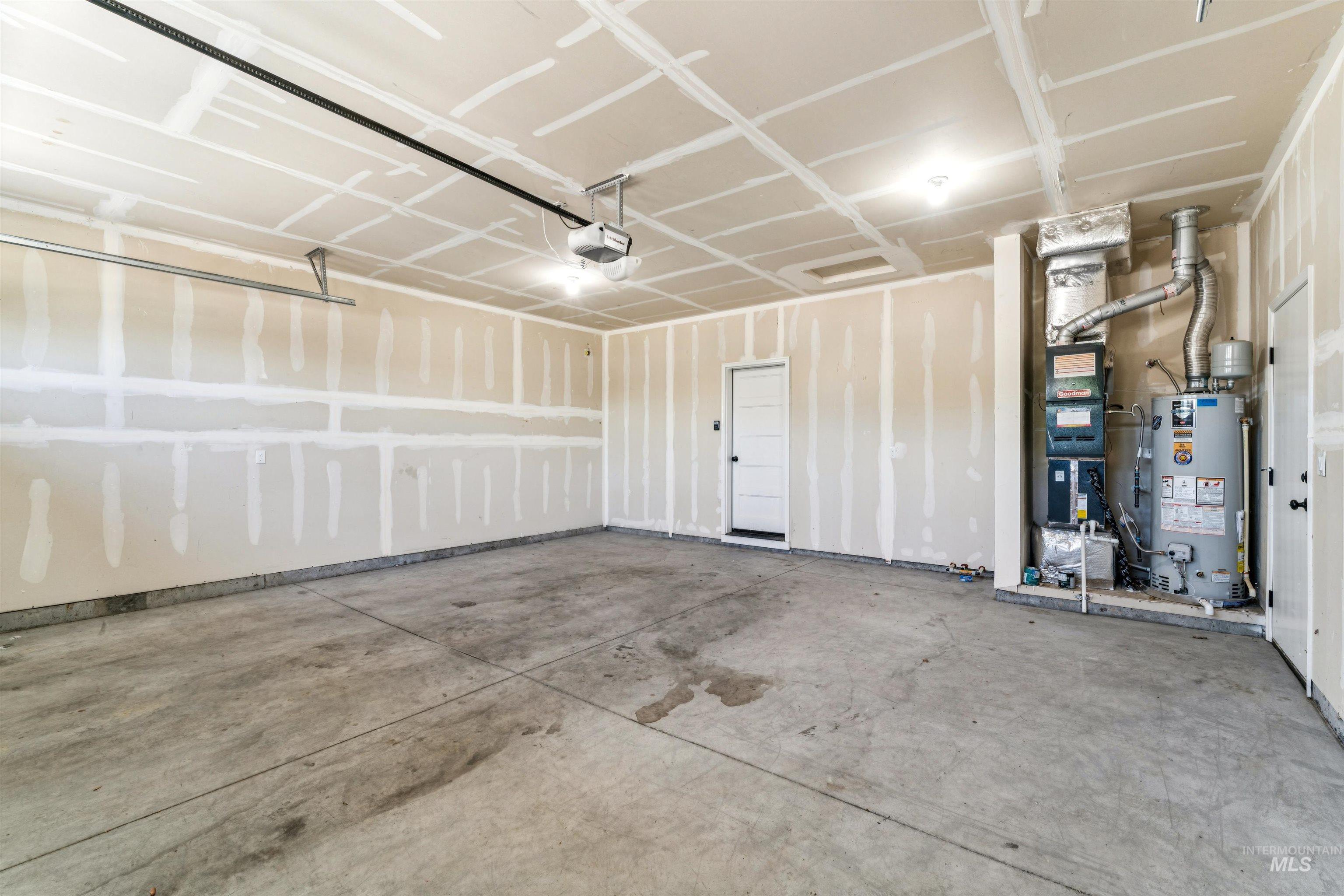 1695 W Afton St, Kuna, Idaho 83634, 3 Bedrooms, 2 Bathrooms, Residential Income For Sale, Price $441,000, 98996939