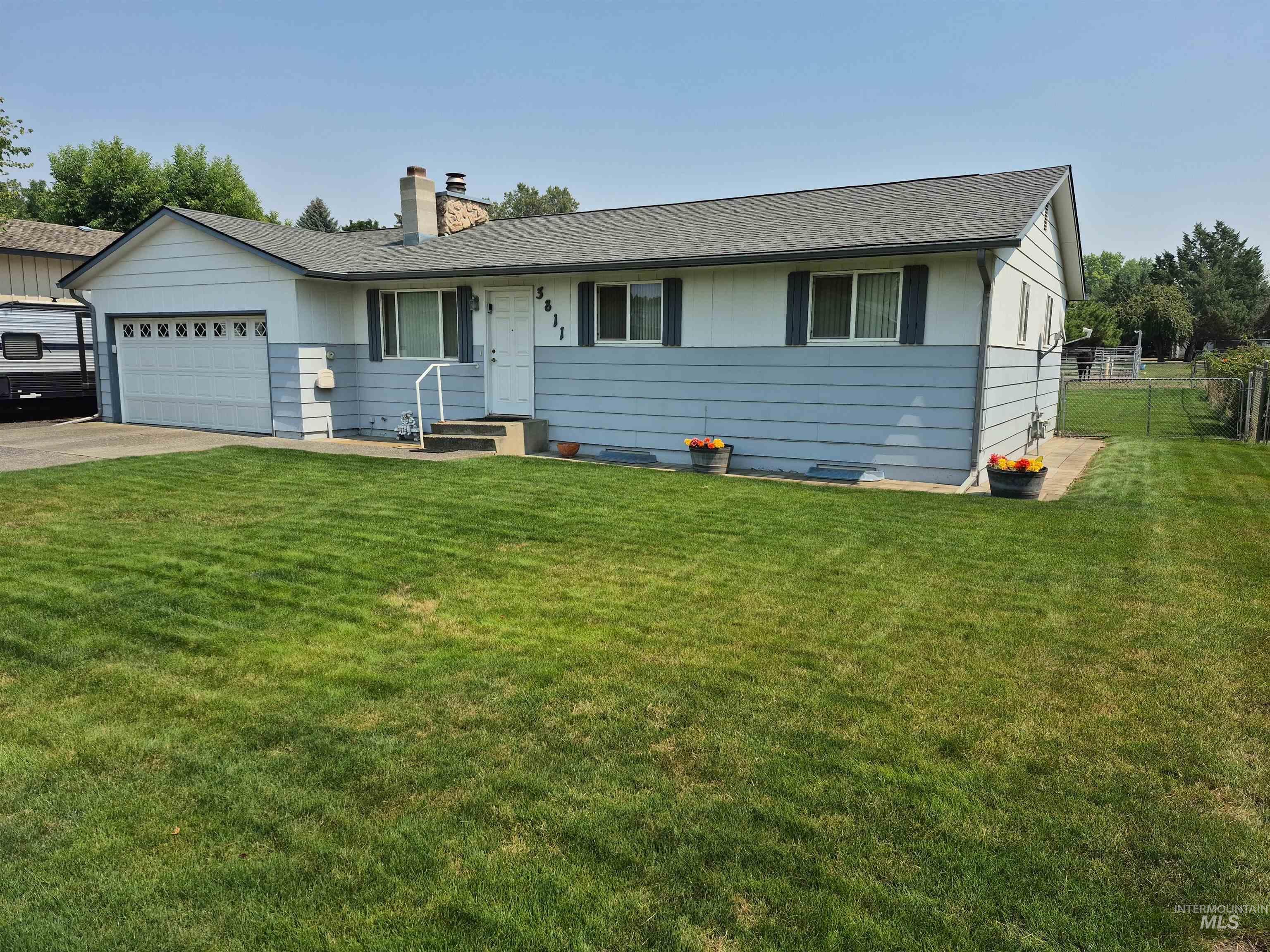3811 13th Street D, Lewiston, Idaho 83501, 4 Bedrooms, 2 Bathrooms, Residential For Sale, Price $359,000,MLS 98996940