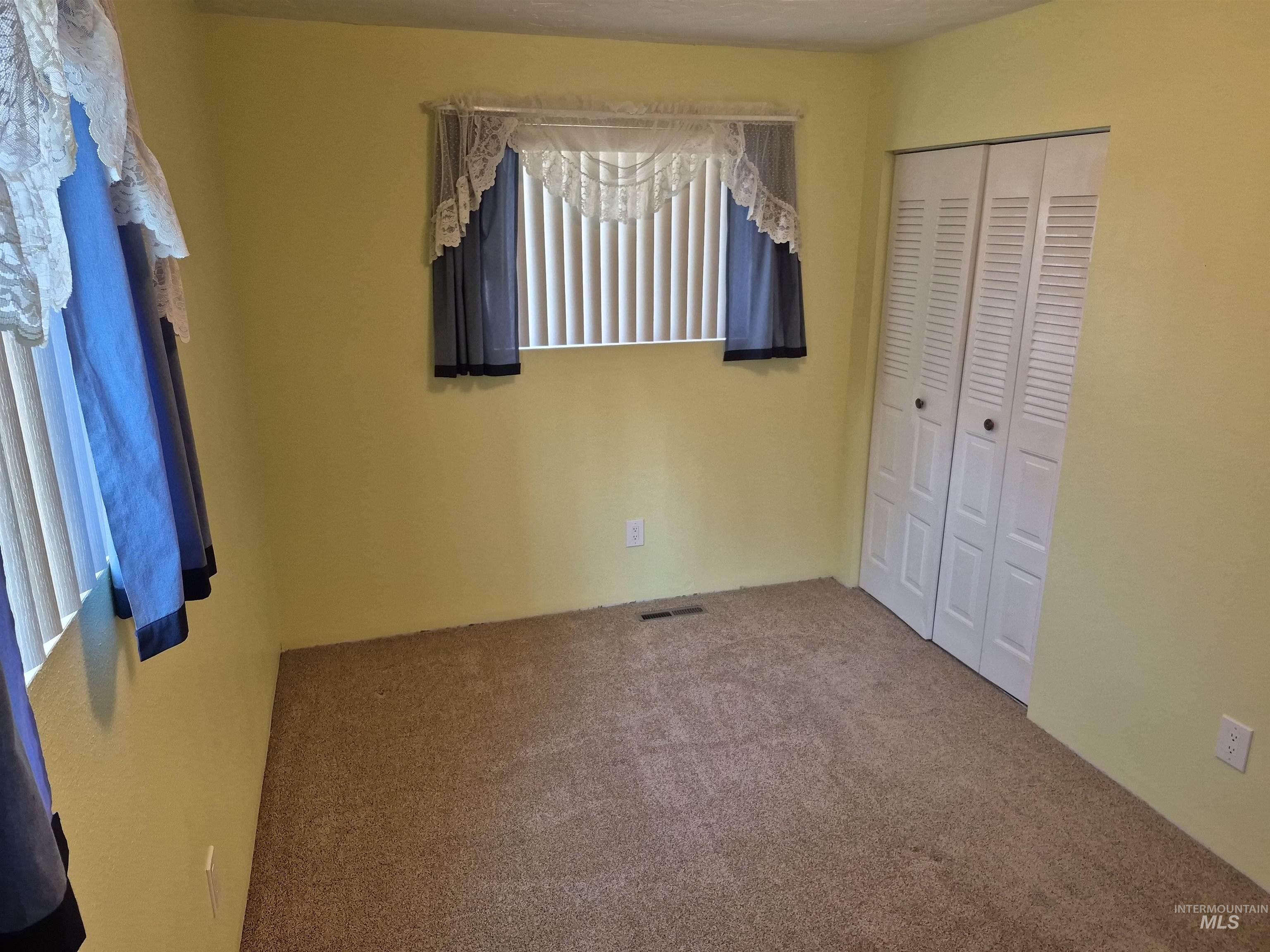 3811 13th Street D, Lewiston, Idaho 83501, 4 Bedrooms, 2 Bathrooms, Residential For Sale, Price $359,000,MLS 98996940
