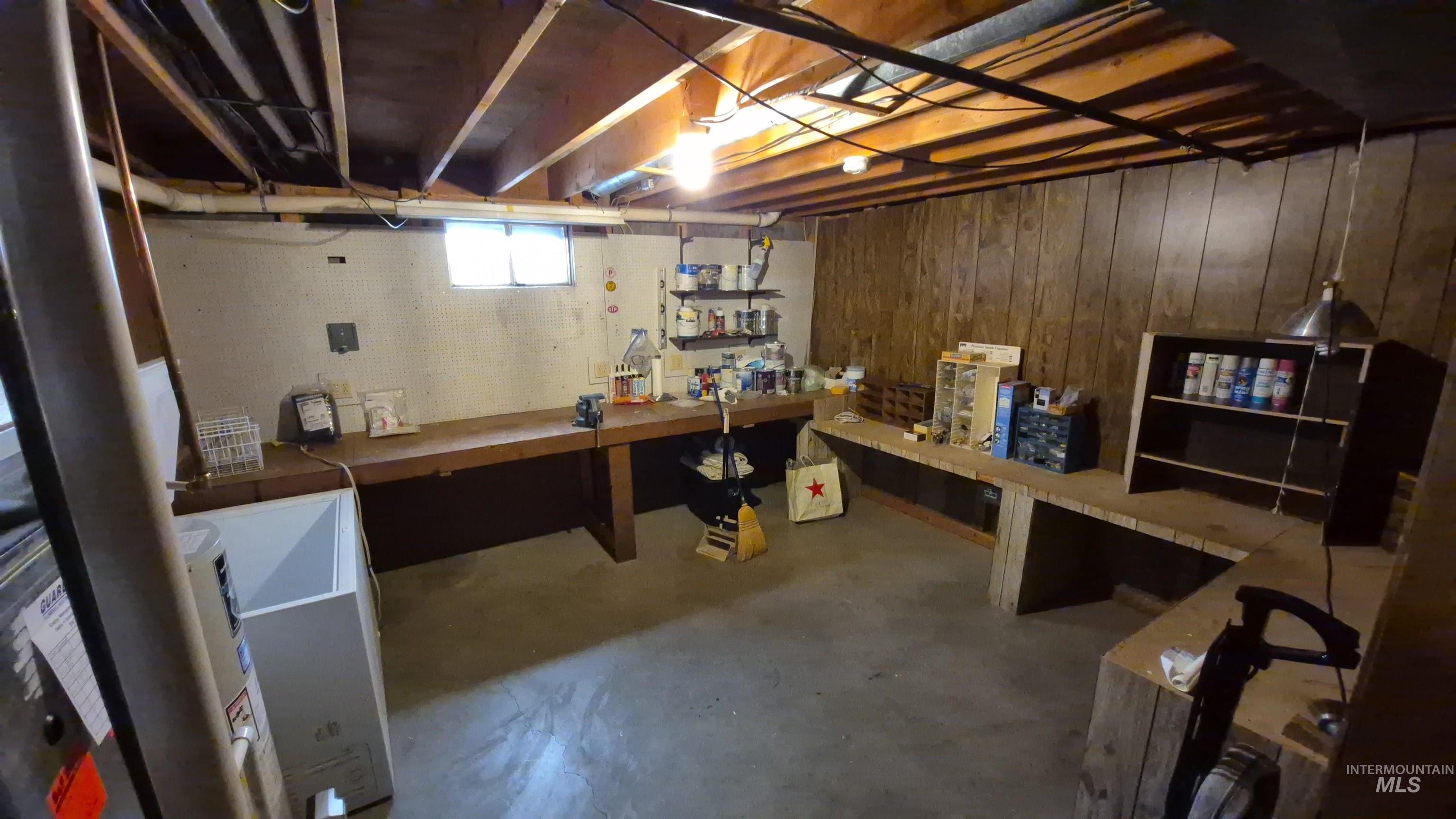 3811 13th Street D, Lewiston, Idaho 83501, 4 Bedrooms, 2 Bathrooms, Residential For Sale, Price $359,000,MLS 98996940