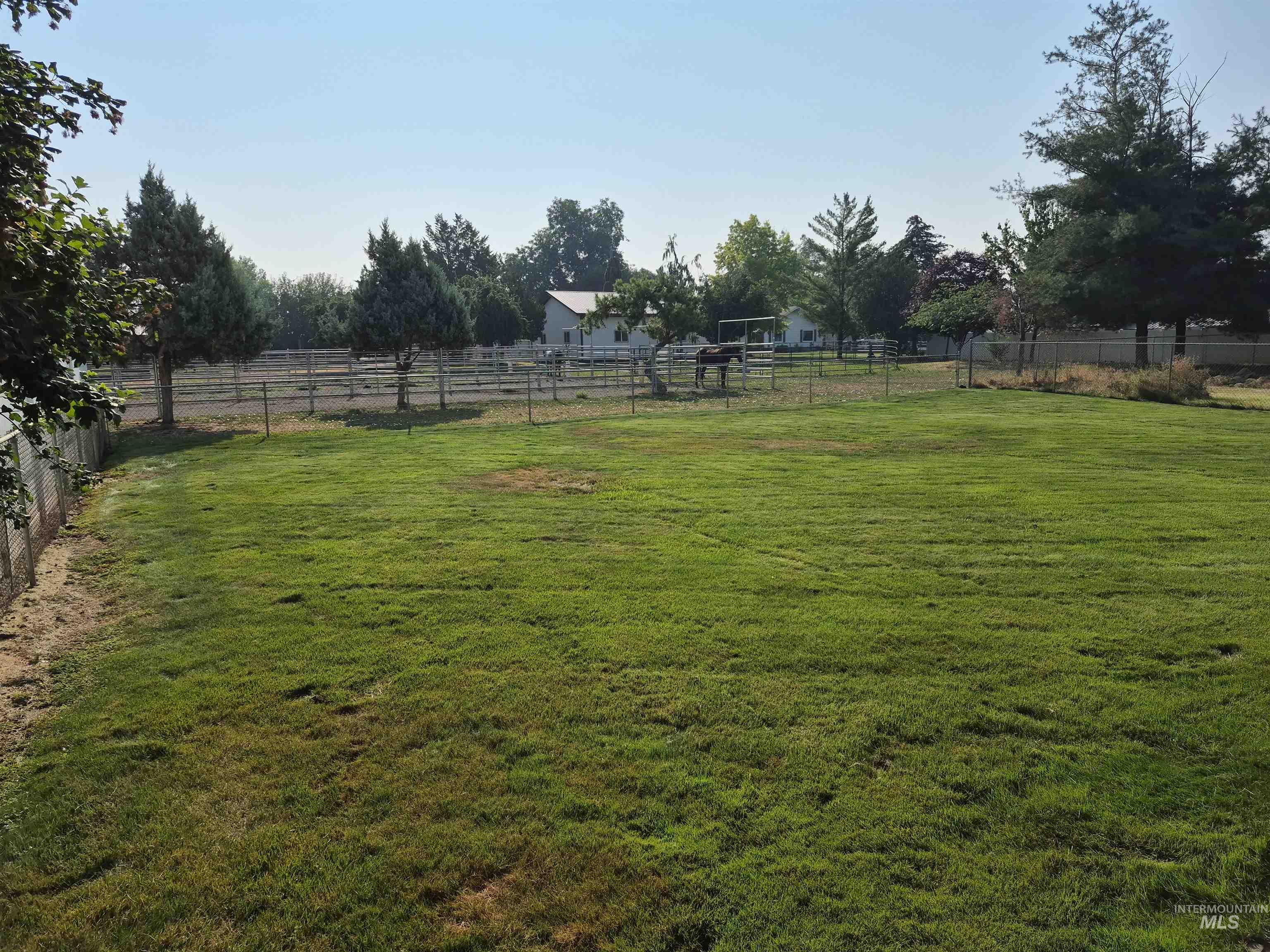 3811 13th Street D, Lewiston, Idaho 83501, 4 Bedrooms, 2 Bathrooms, Residential For Sale, Price $359,000,MLS 98996940
