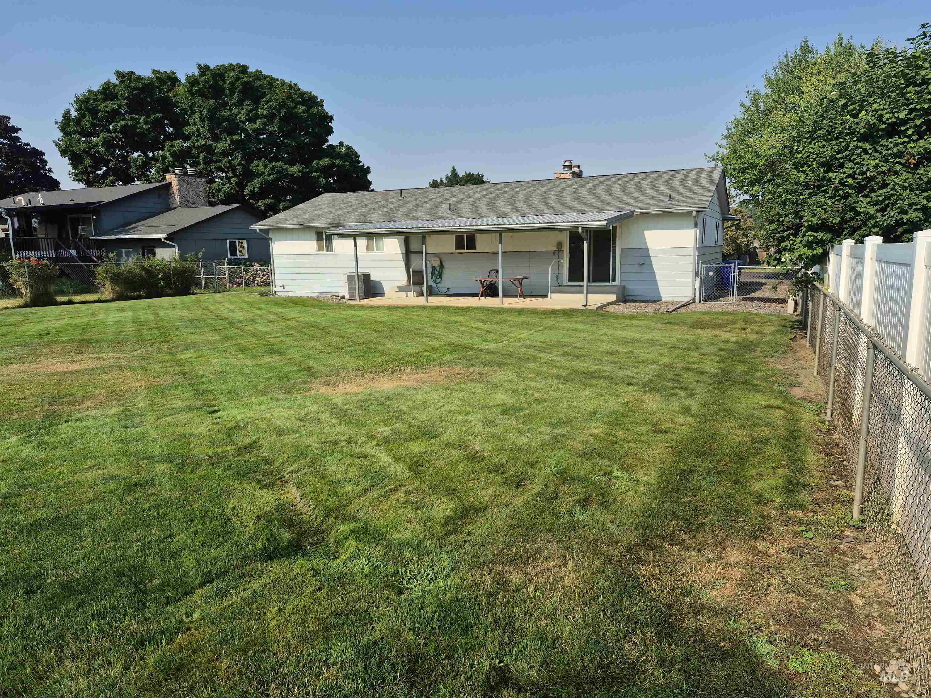 3811 13th Street D, Lewiston, Idaho 83501, 4 Bedrooms, 2 Bathrooms, Residential For Sale, Price $359,000,MLS 98996940
