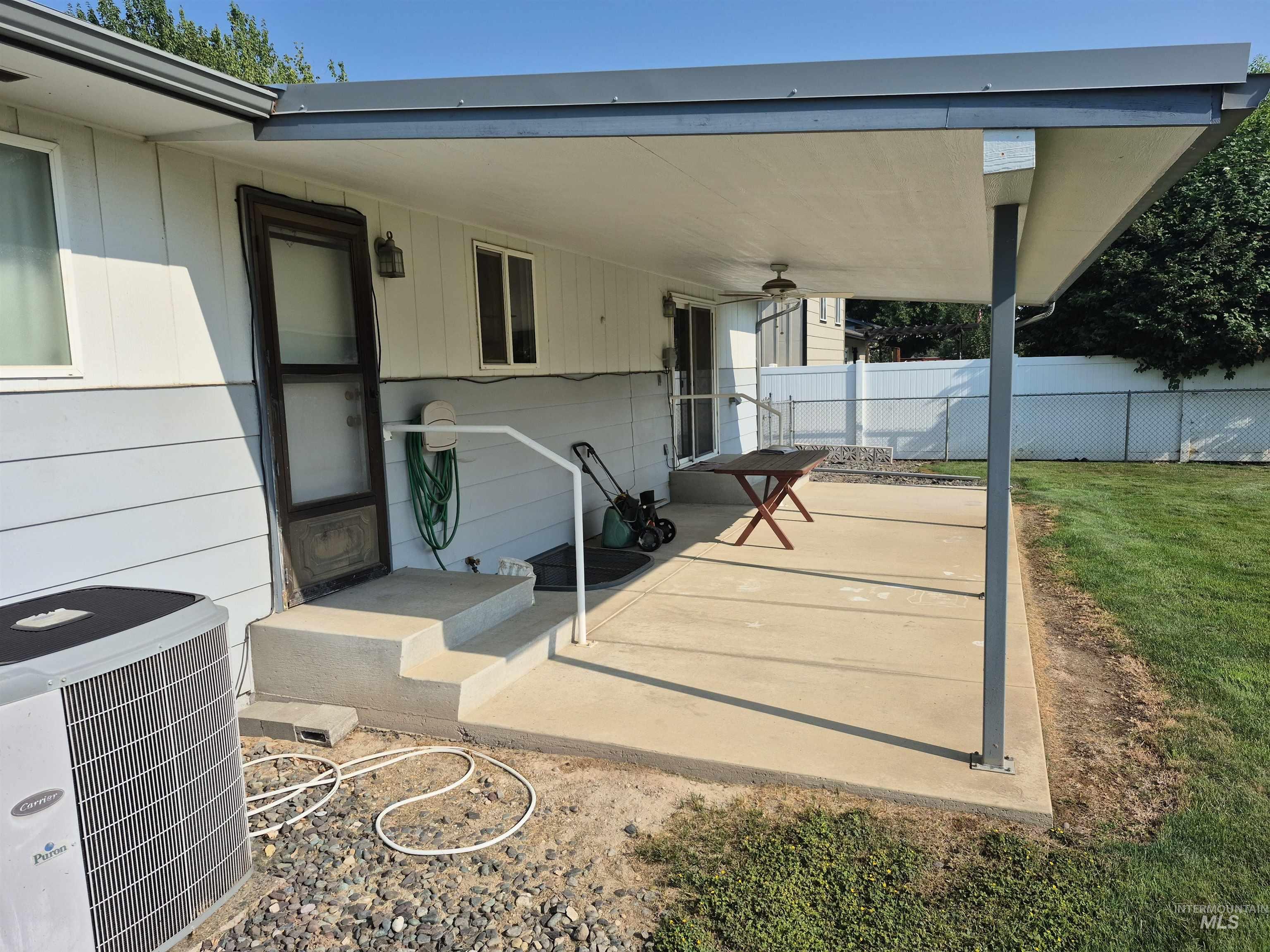 3811 13th Street D, Lewiston, Idaho 83501, 4 Bedrooms, 2 Bathrooms, Residential For Sale, Price $359,000,MLS 98996940