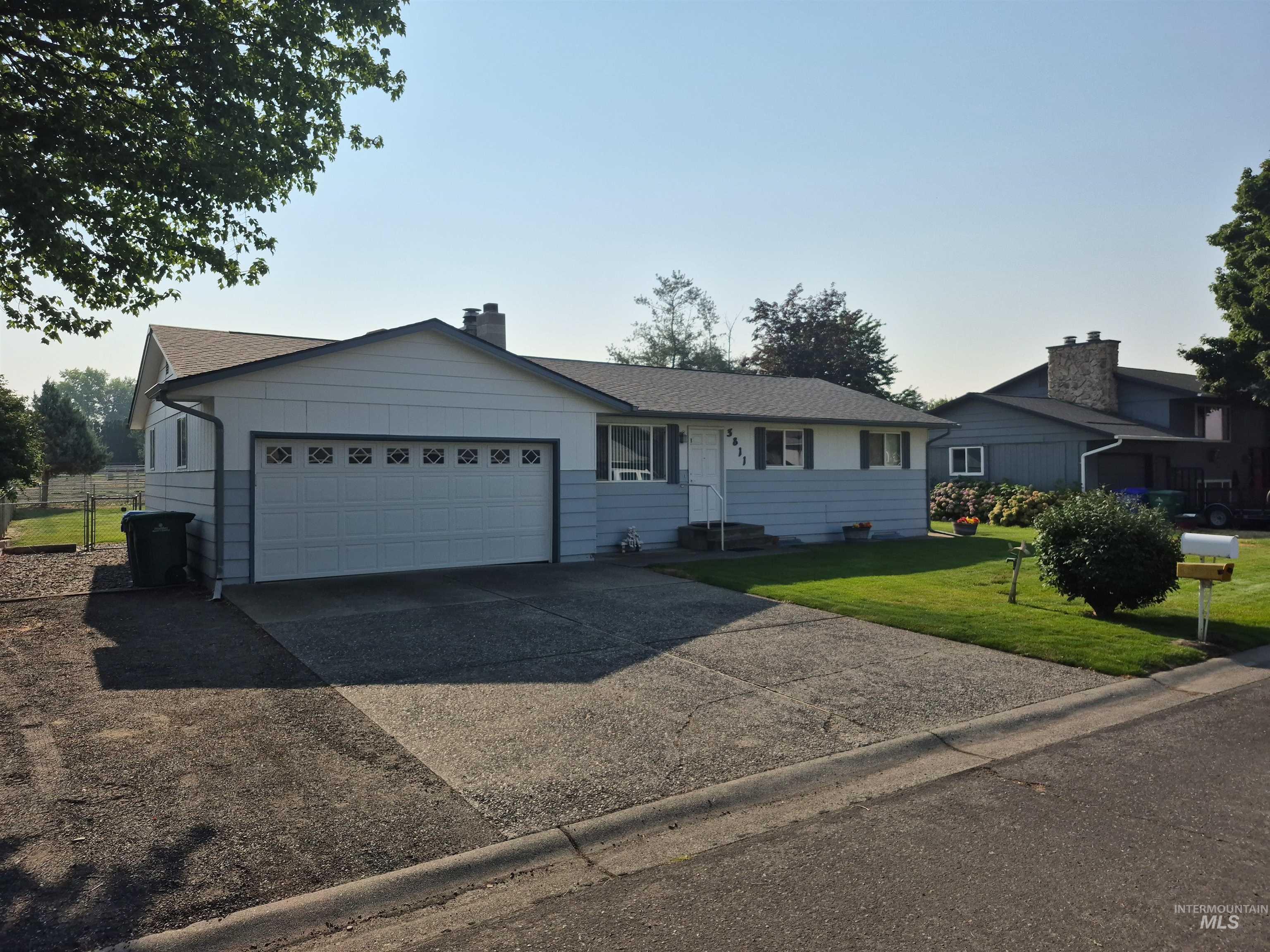 3811 13th Street D, Lewiston, Idaho 83501, 4 Bedrooms, 2 Bathrooms, Residential For Sale, Price $359,000,MLS 98996940
