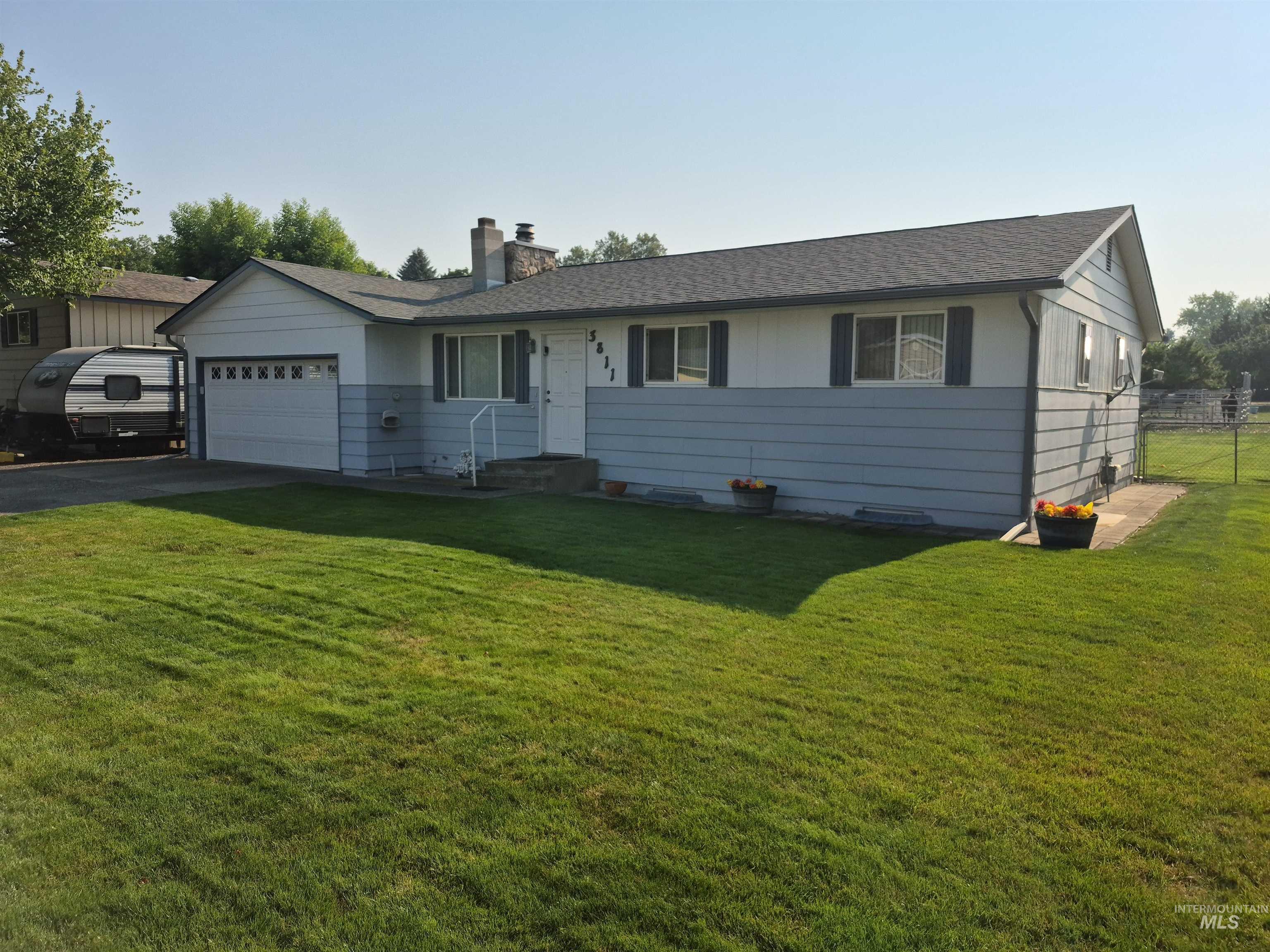 3811 13th Street D, Lewiston, Idaho 83501, 4 Bedrooms, 2 Bathrooms, Residential For Sale, Price $359,000,MLS 98996940