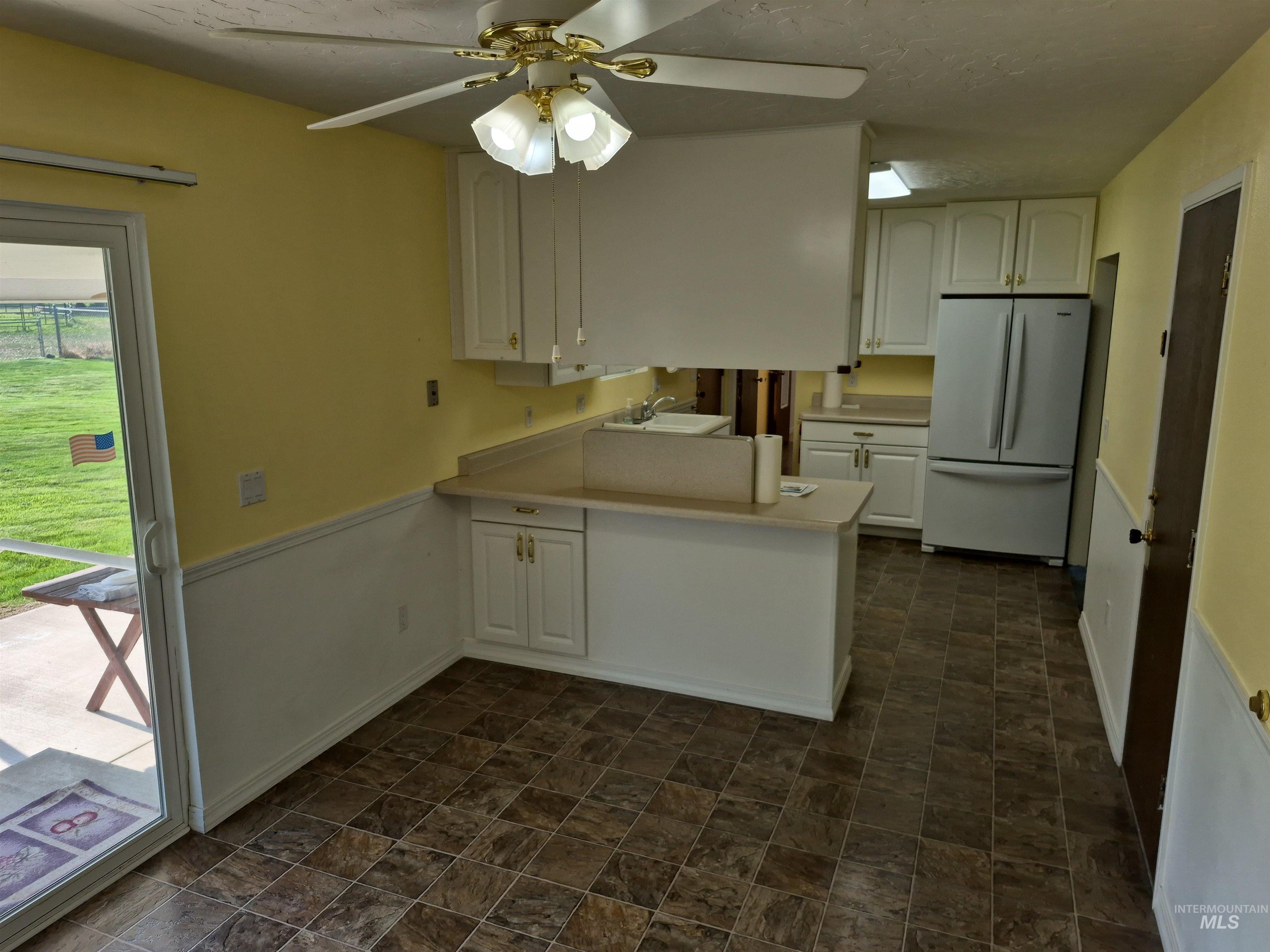 3811 13th Street D, Lewiston, Idaho 83501, 4 Bedrooms, 2 Bathrooms, Residential For Sale, Price $359,000,MLS 98996940