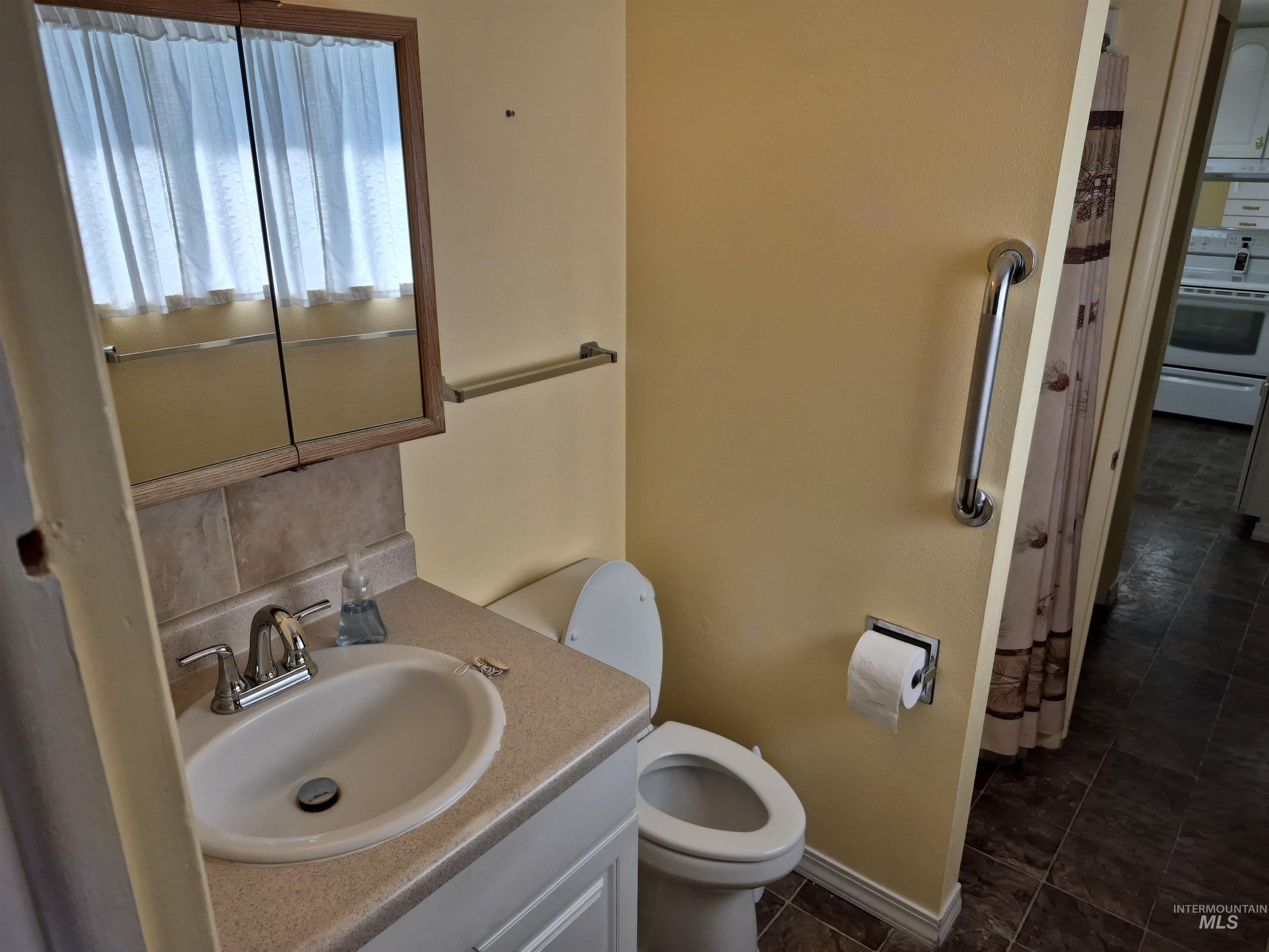 3811 13th Street D, Lewiston, Idaho 83501, 4 Bedrooms, 2 Bathrooms, Residential For Sale, Price $359,000,MLS 98996940