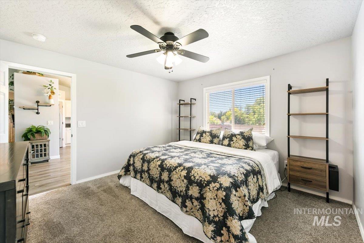 3309 Robinhood Loop, Nampa, Idaho 83687, 3 Bedrooms, 2 Bathrooms, Residential For Sale, Price $399,900,MLS 98996941