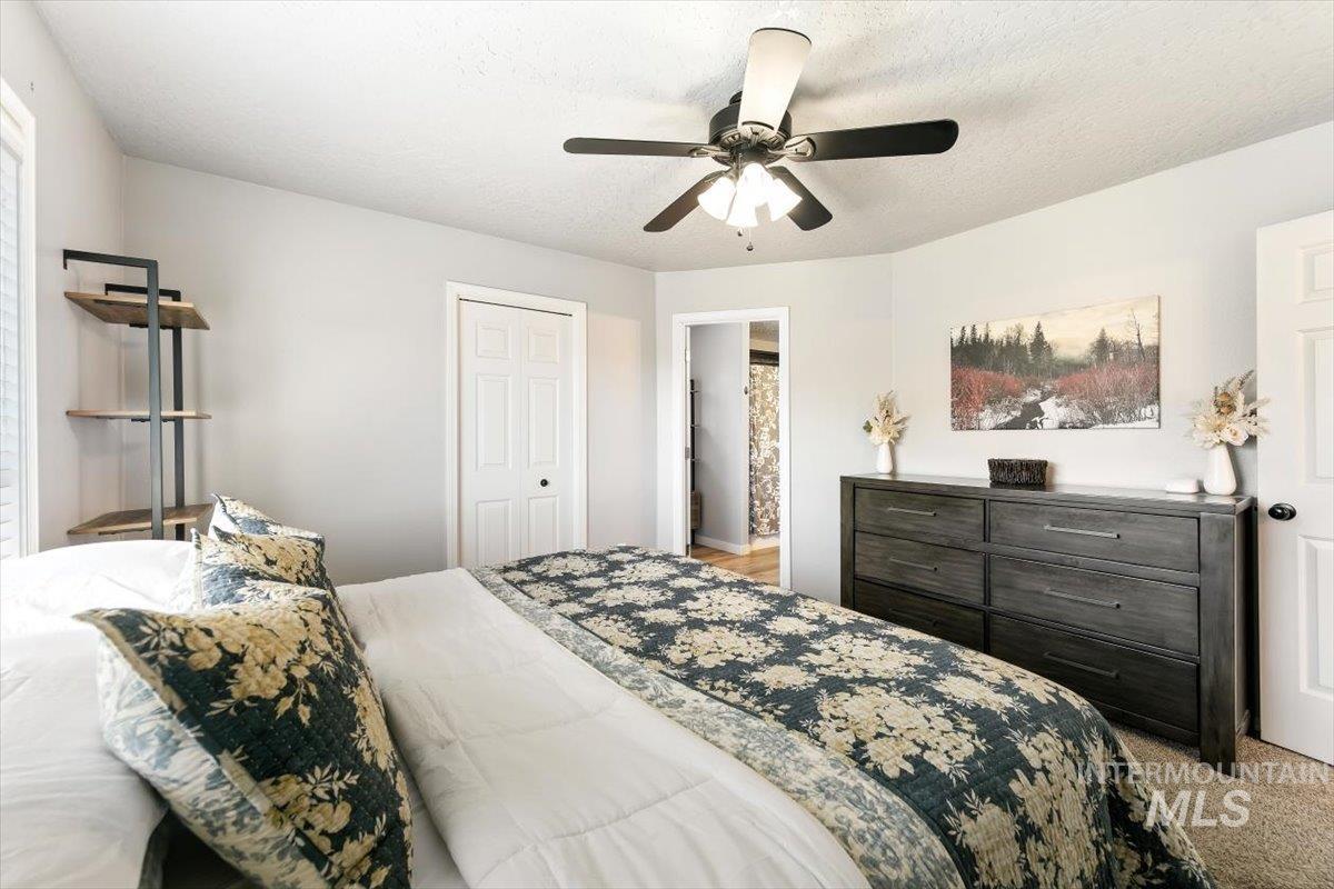 3309 Robinhood Loop, Nampa, Idaho 83687, 3 Bedrooms, 2 Bathrooms, Residential For Sale, Price $399,900,MLS 98996941