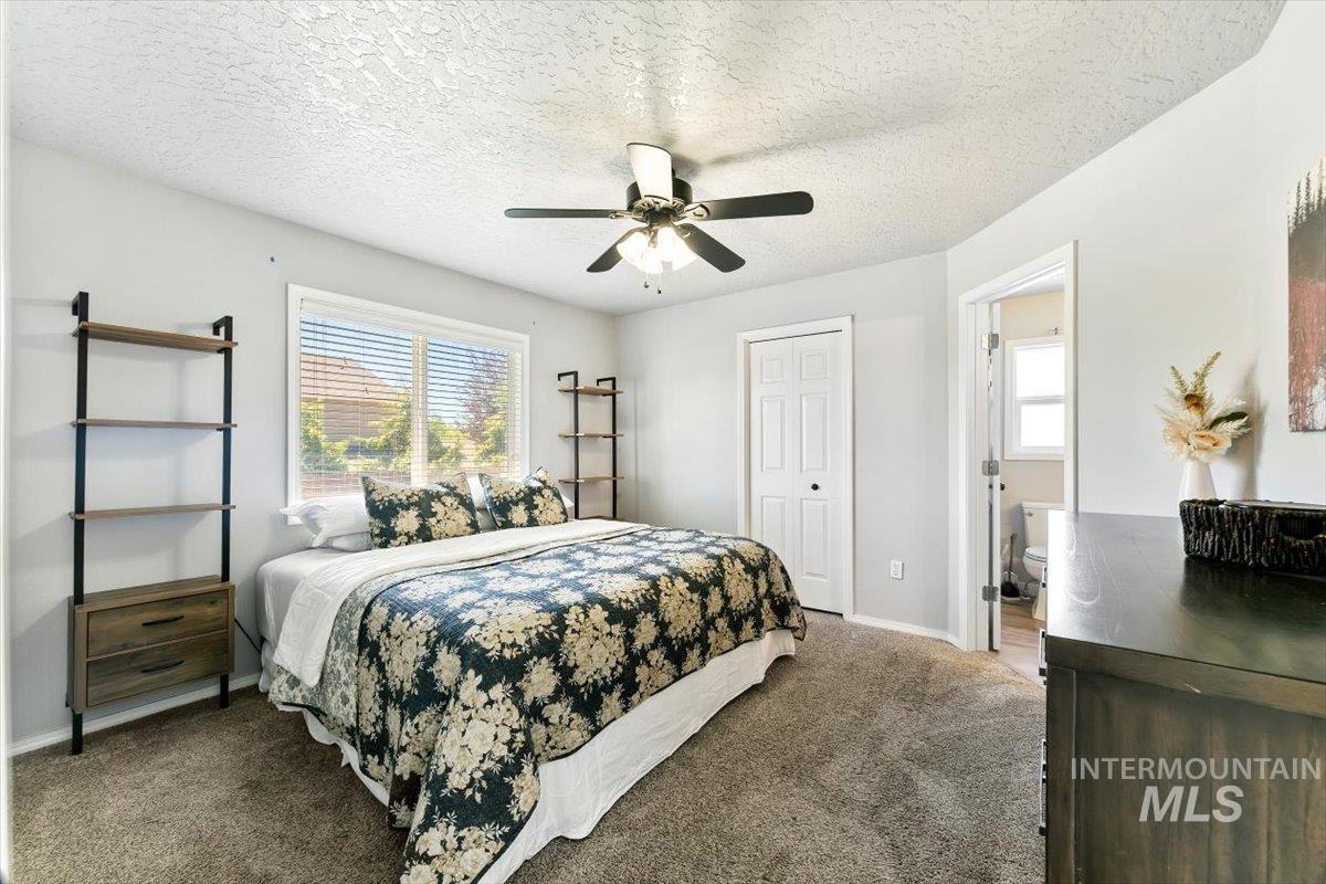 3309 Robinhood Loop, Nampa, Idaho 83687, 3 Bedrooms, 2 Bathrooms, Residential For Sale, Price $399,900,MLS 98996941