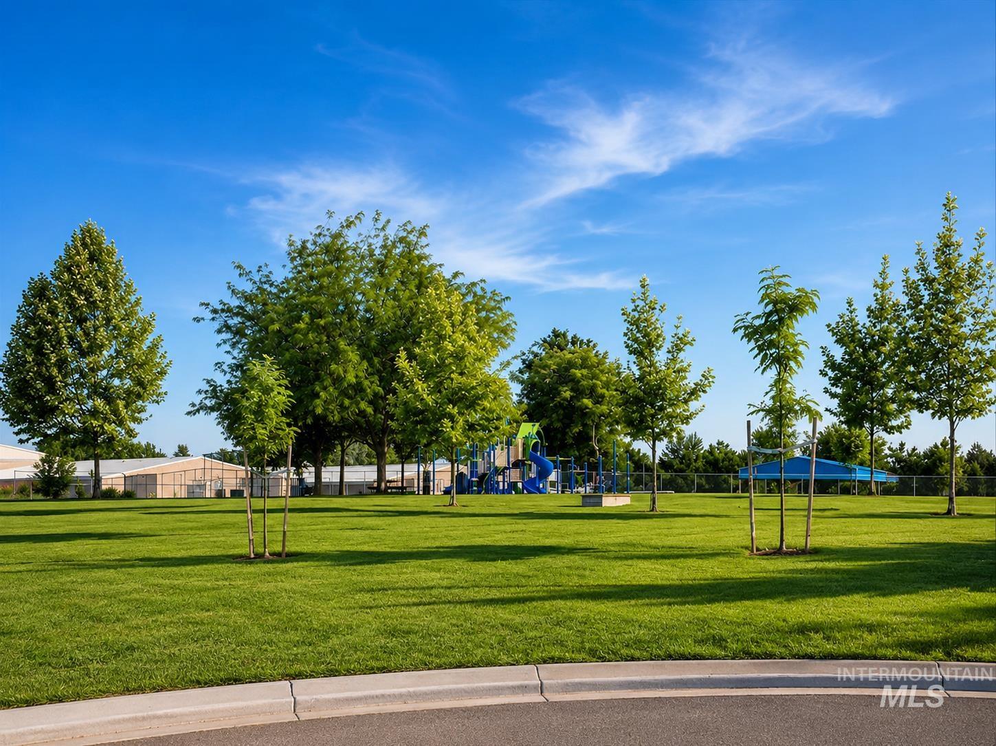 3309 Robinhood Loop, Nampa, Idaho 83687, 3 Bedrooms, 2 Bathrooms, Residential For Sale, Price $399,900,MLS 98996941