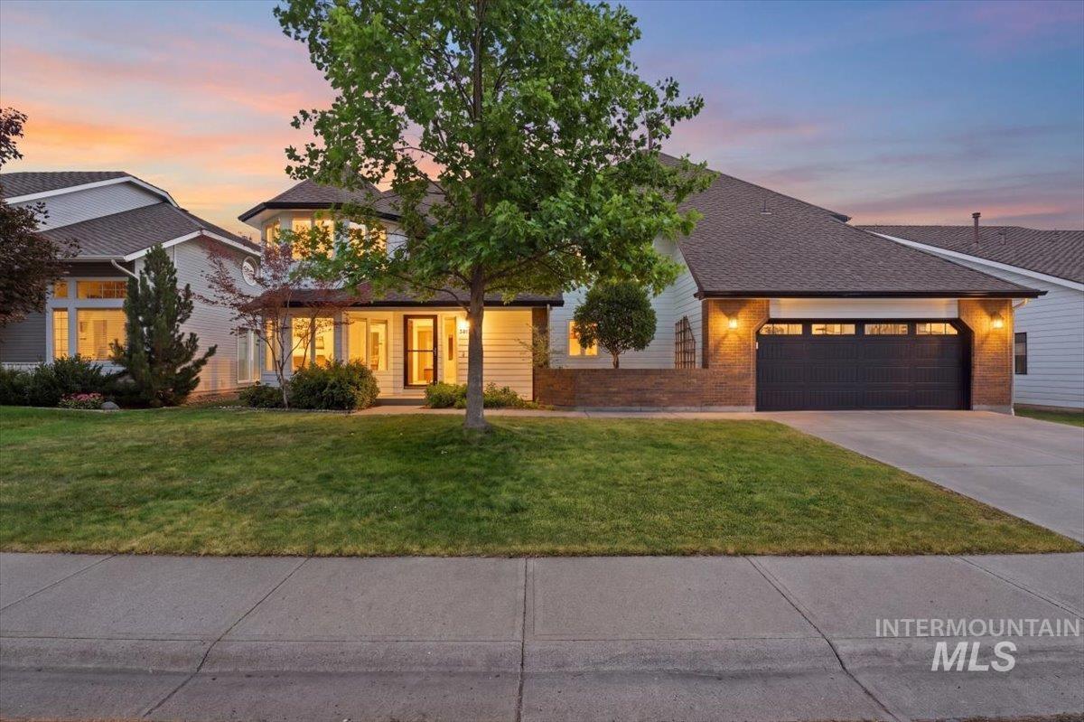 387 E Fairbrook Dr, Boise, Idaho 83706, 4 Bedrooms, 2.5 Bathrooms, Residential For Sale, Price $775,000,MLS 98996944