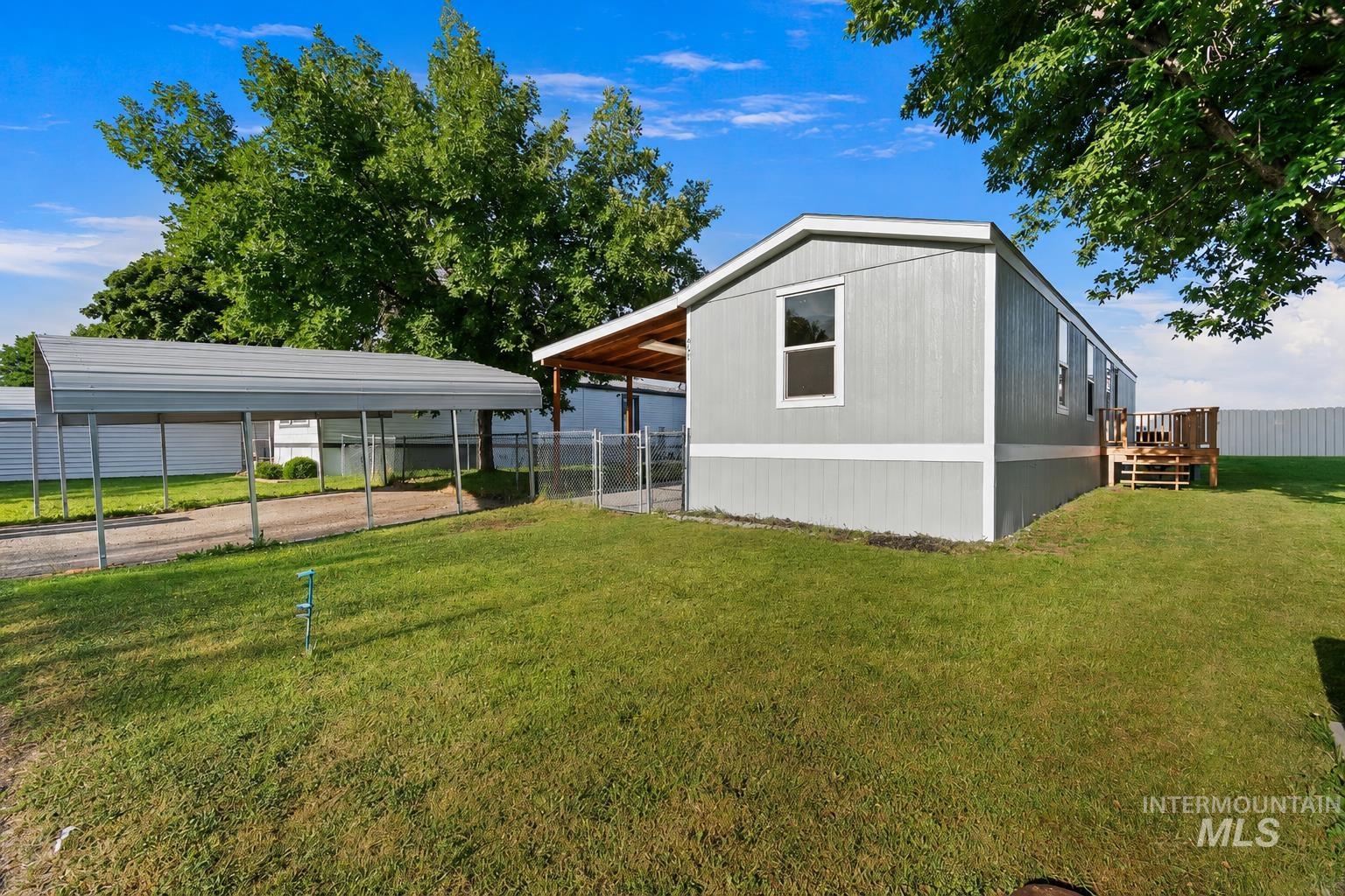 907 Round Valley St, Nampa, Idaho 83687, 3 Bedrooms, 1 Bathroom, Residential For Sale, Price $124,500,MLS 98996945