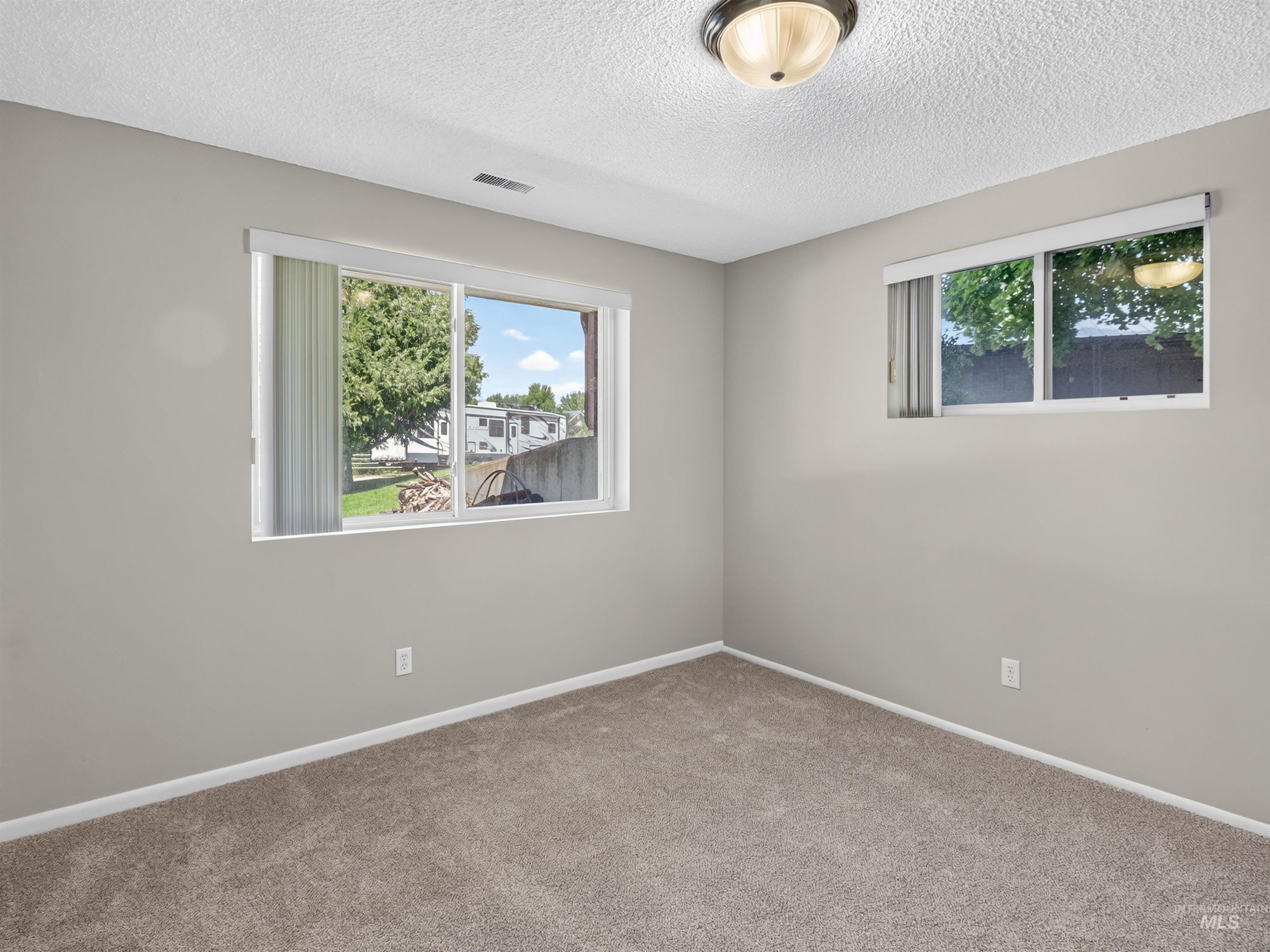 2590 S Cloverdale Rd, Boise, Idaho 83709, 4 Bedrooms, 2 Bathrooms, Residential For Sale, Price $799,999, 98996948